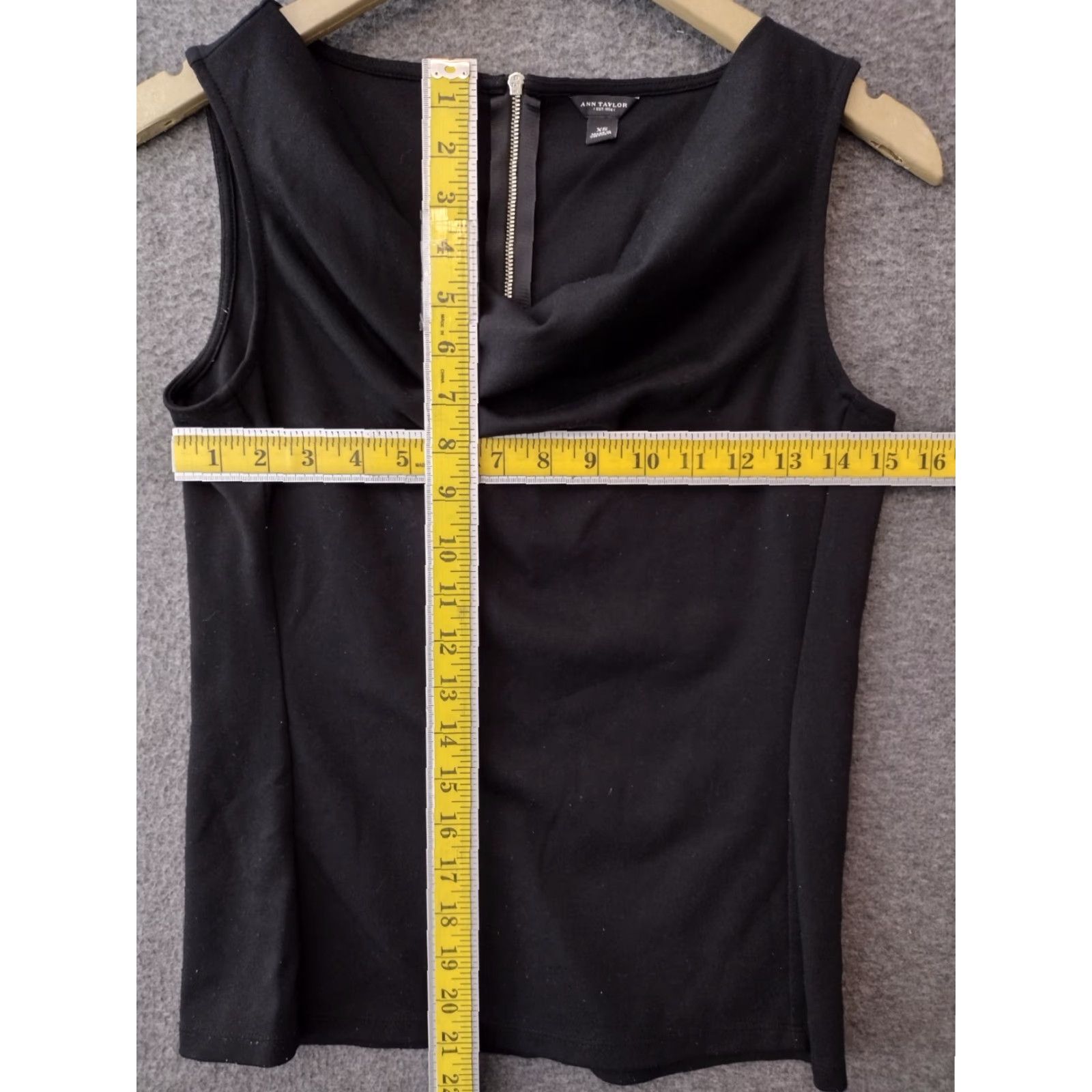 Ann Taylor Ann Taylor Women's Tank XS Black Cowl Neck Sleeveless Top with Zipper, Regular Fit, Blended Fabric, All Seasons, 90s Theme, Casual, White? Size XS / US 0-2 / IT 36-38 - 4 Thumbnail