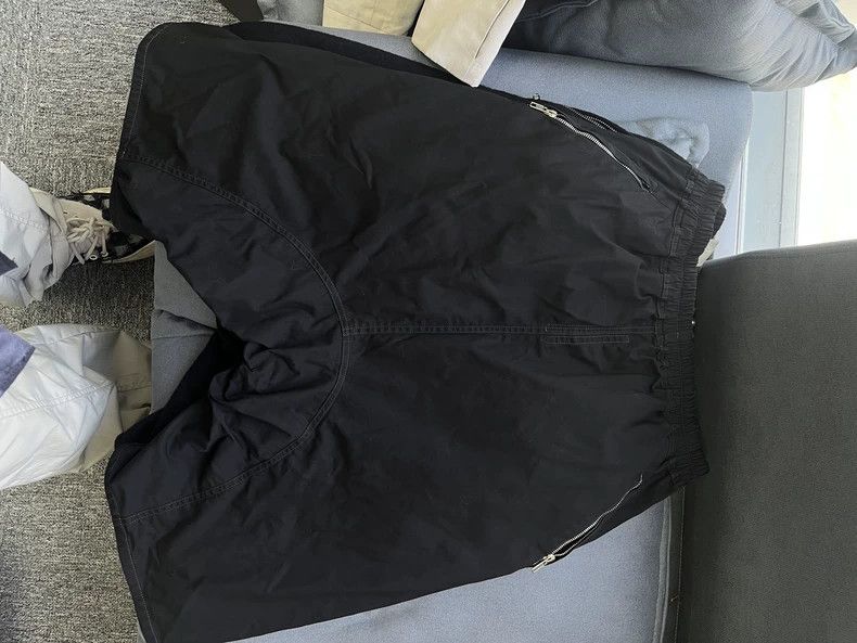 Rick Owens Rick Owens size US 46 Black Sports Shorts 2504-Nextarrow Size US 30 / EU 46 - 2 Thumbnail