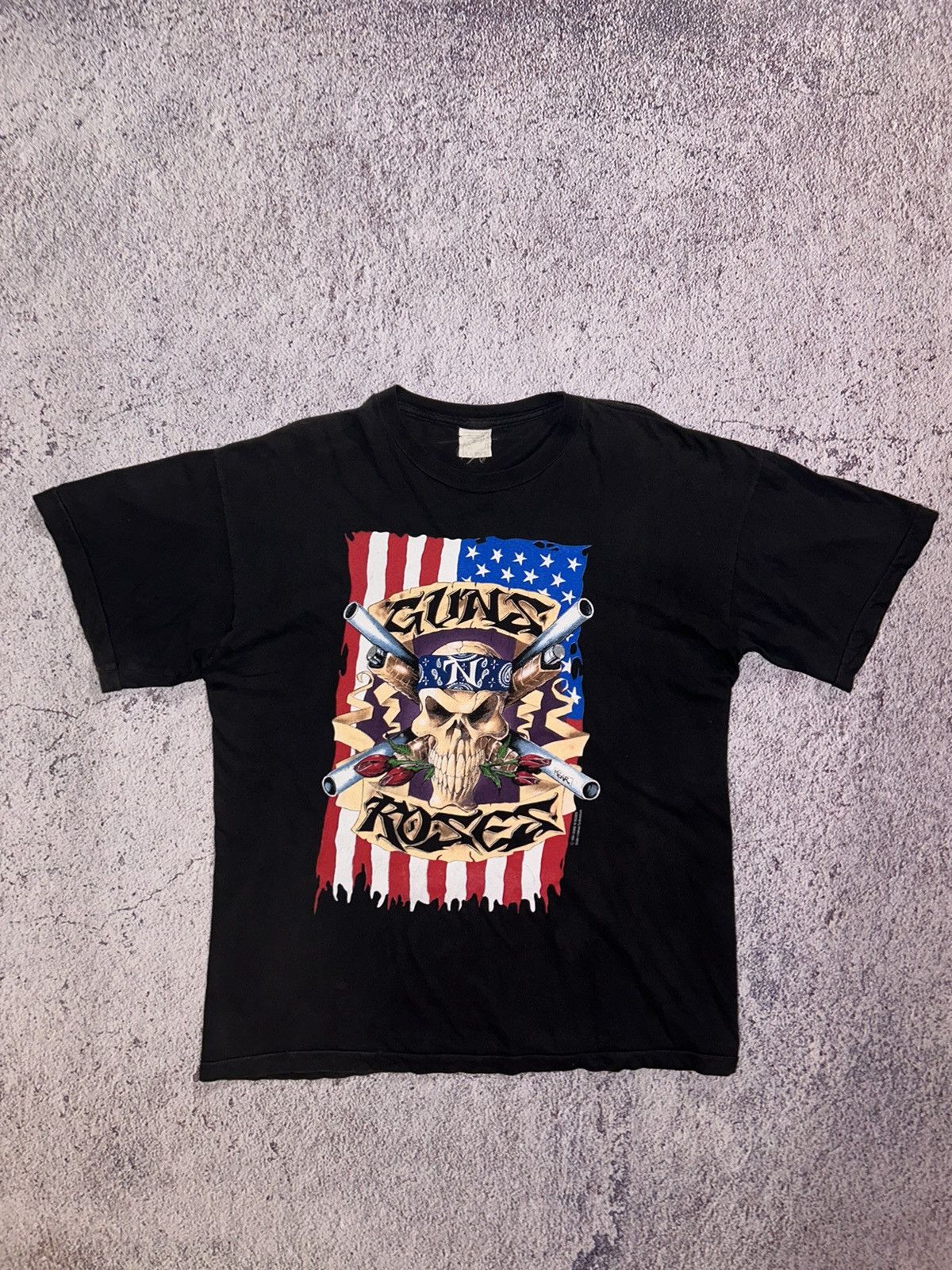 image of Vintage Guns N Roses 1991 The Use Your Illusion Tour (Uyi) in Black, Men's (Size XL)