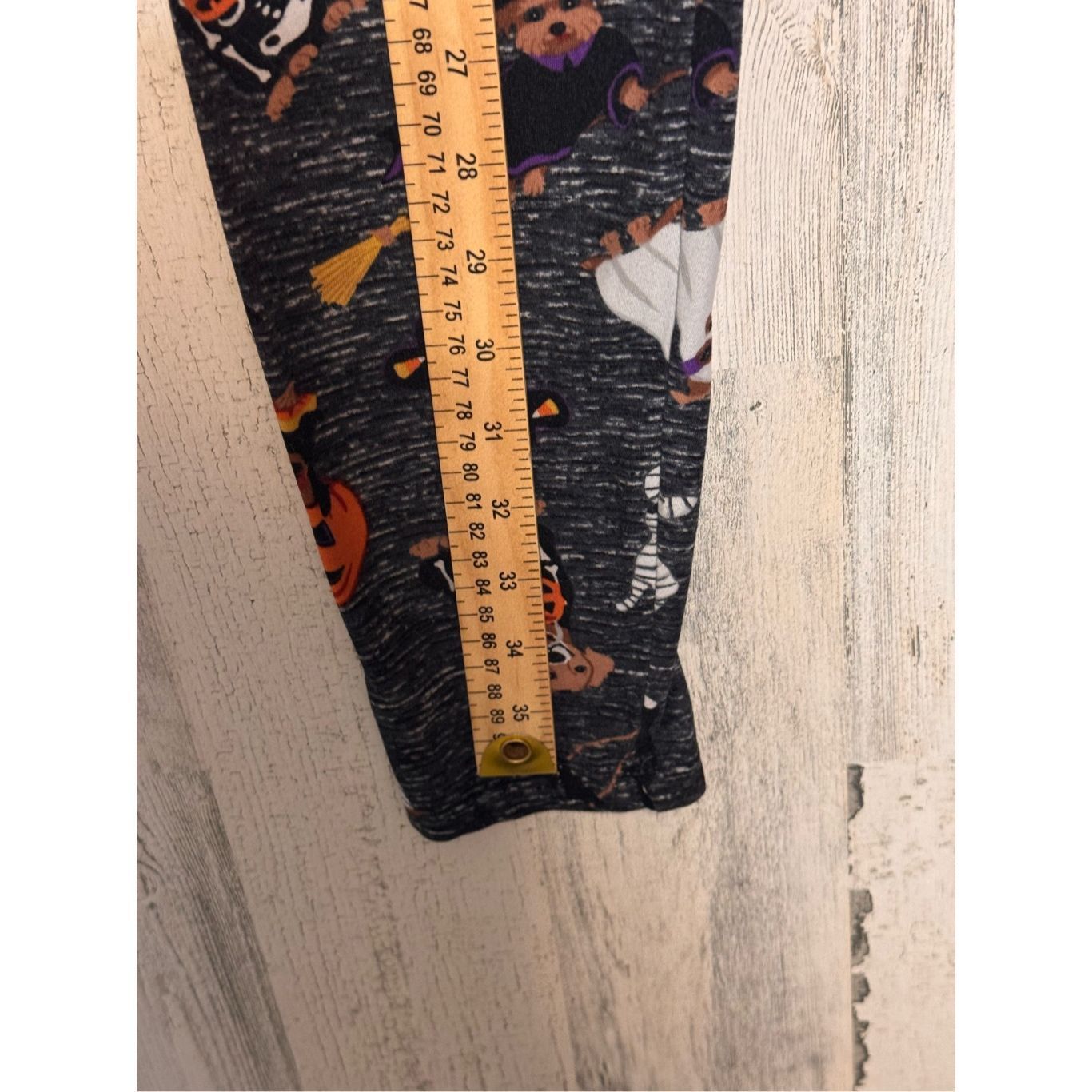 Other No Boundaries Young Ladies Halloween Dog Print Leggings Size Size 30" / US 8 / IT 44 - 8 Thumbnail
