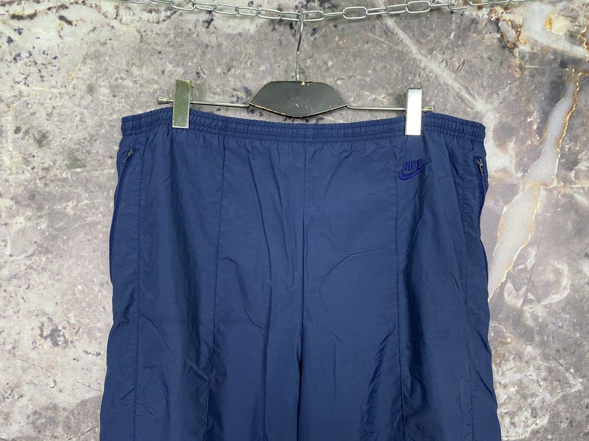 Vintage Men’s Nike International Pants Sportswear Vintage Size M Size US 34 / EU 50 - 2 Thumbnail