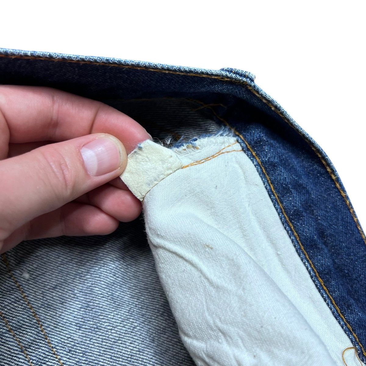 Levi's Vtg 1970s Levi’s 501 Button Fly Selvedge Redline Denim Jeans Size US 28 / EU 44 - 6 Thumbnail