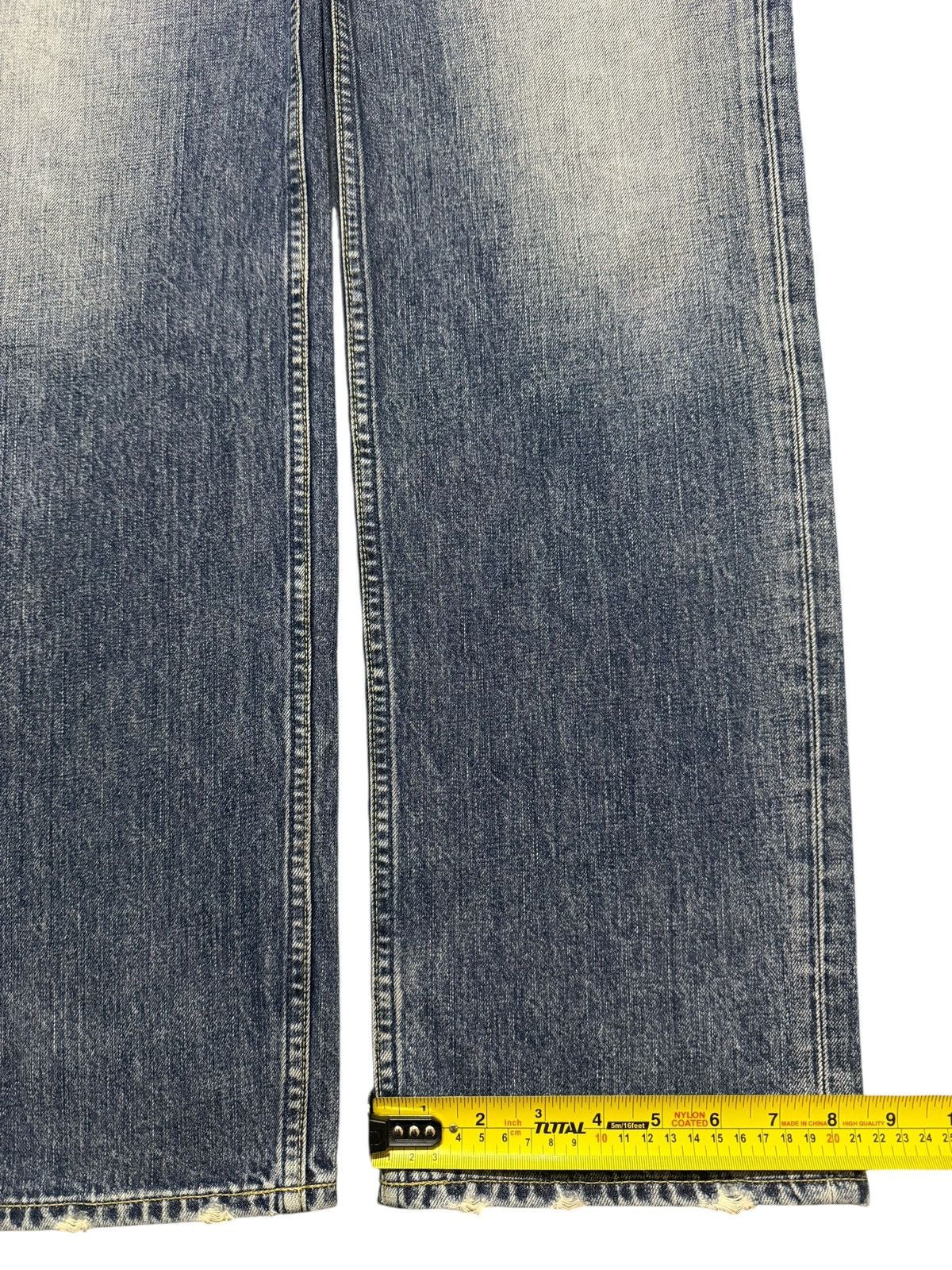Levi's Vintage Y2K Levis 502 Blue Faded Wash Distress Regular Fits Size US 32 / EU 48 - 14 Thumbnail