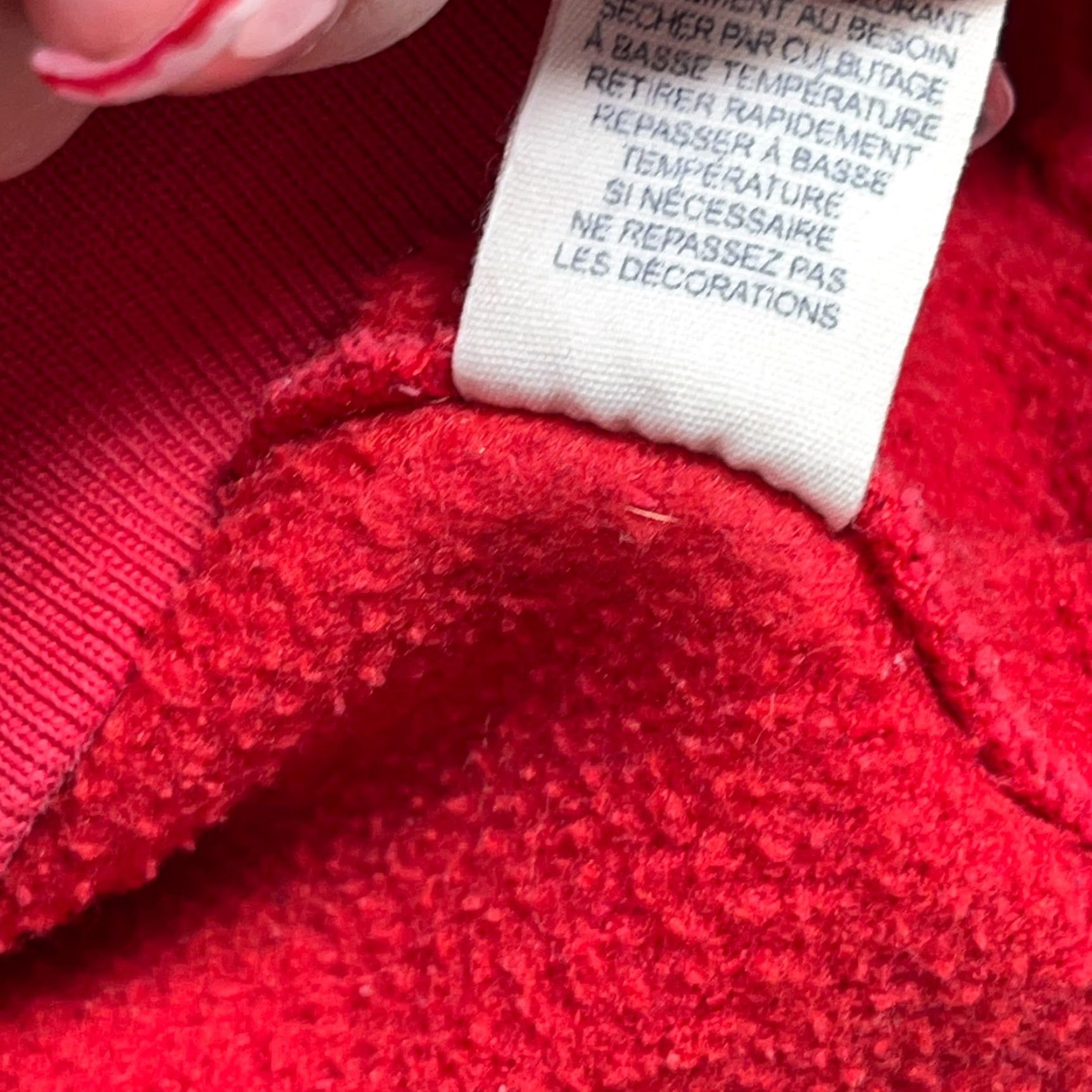 American Eagle Outfitters VINTAGE American Eagle Outfitters Hoodie Women M Red Faded Spell Out AE77 2000s A8 Size M / US 6-8 / IT 42-44 - 7 Thumbnail