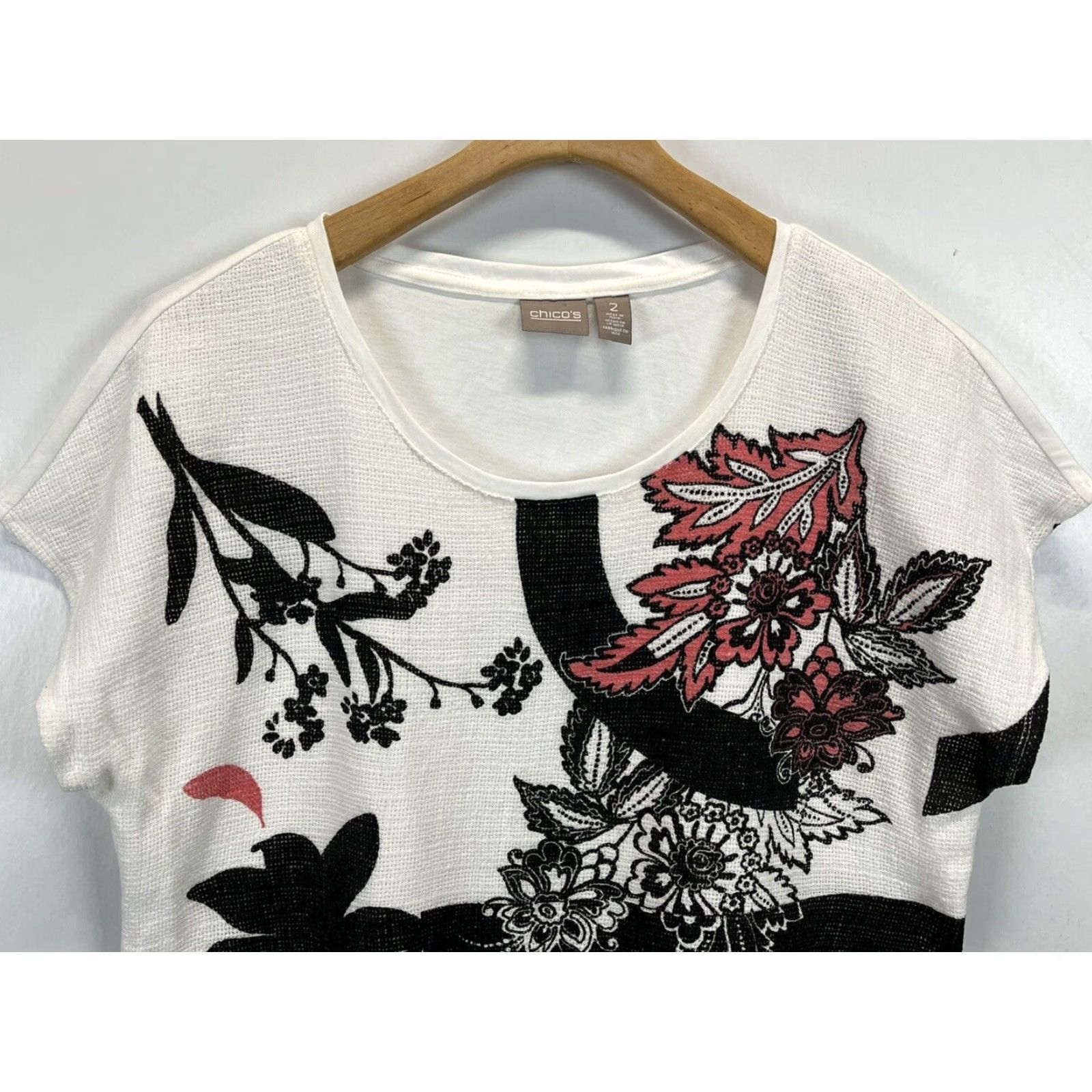 Vintage Chico's Floral Short Sleeve Shirt Top Women's 2 Pink Black White Size XS / US 0-2 / IT 36-38 - 3 Thumbnail