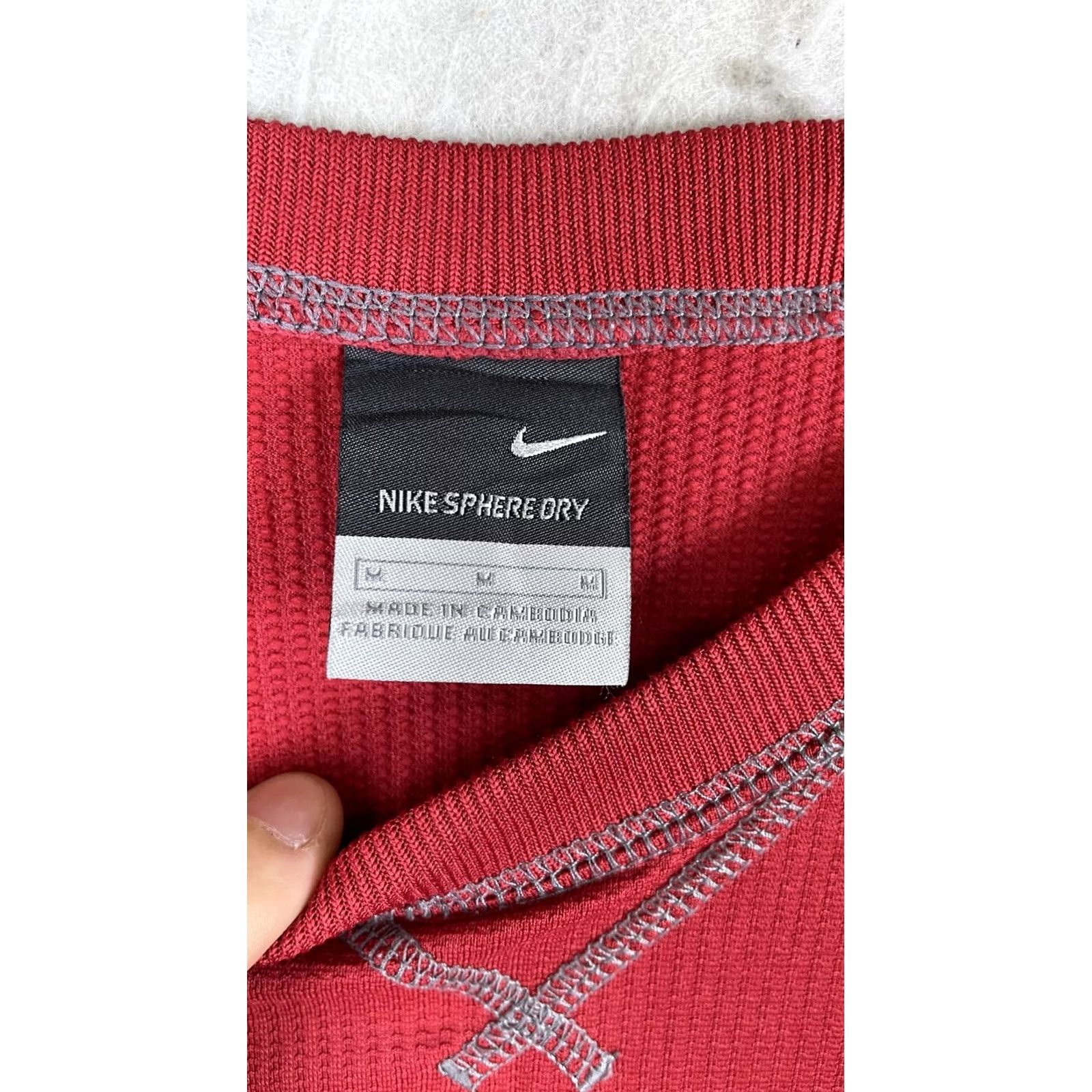 Nike Nike Sphere Dry Shirt Mens Medium Red Short Sleeve Athletic Running Raglan Size US M / EU 48-50 / 2 - 4 Thumbnail