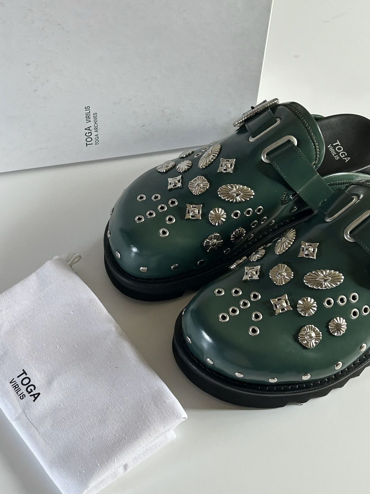 TOGA VIRILIS eyelet l sabot サイズ42 27659524_59508390_600.jpg