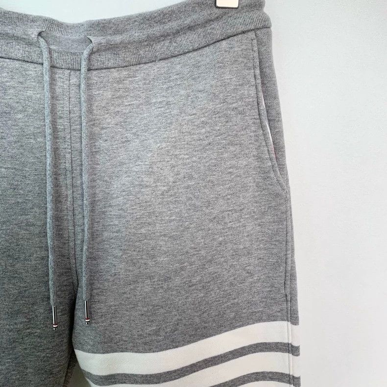 Thom Browne Thom Browne Size 1 Classic four-bar casual pants sweatpant Size US 28 / EU 44 - 3 Thumbnail