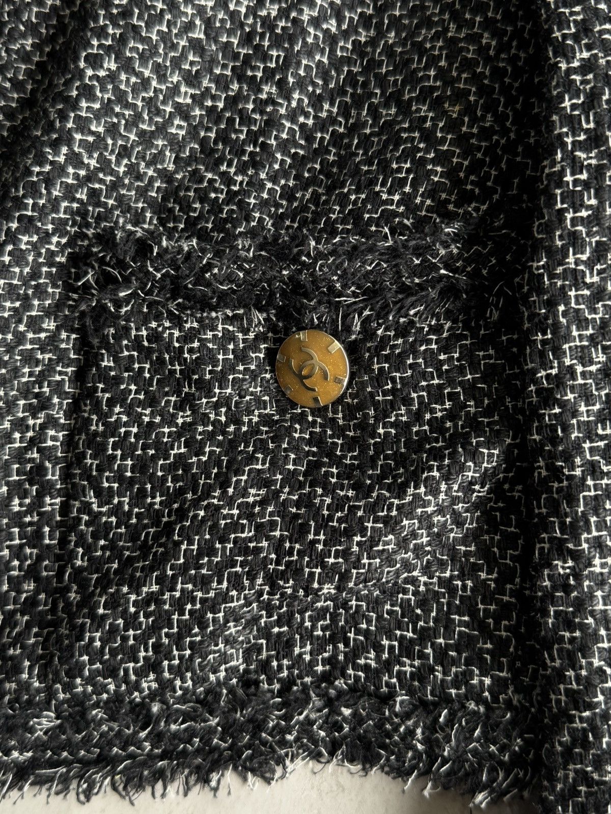 Chanel Chanel - Black Cropped Tweed Jacket Size XS / US 0-2 / IT 36-38 - 7 Thumbnail