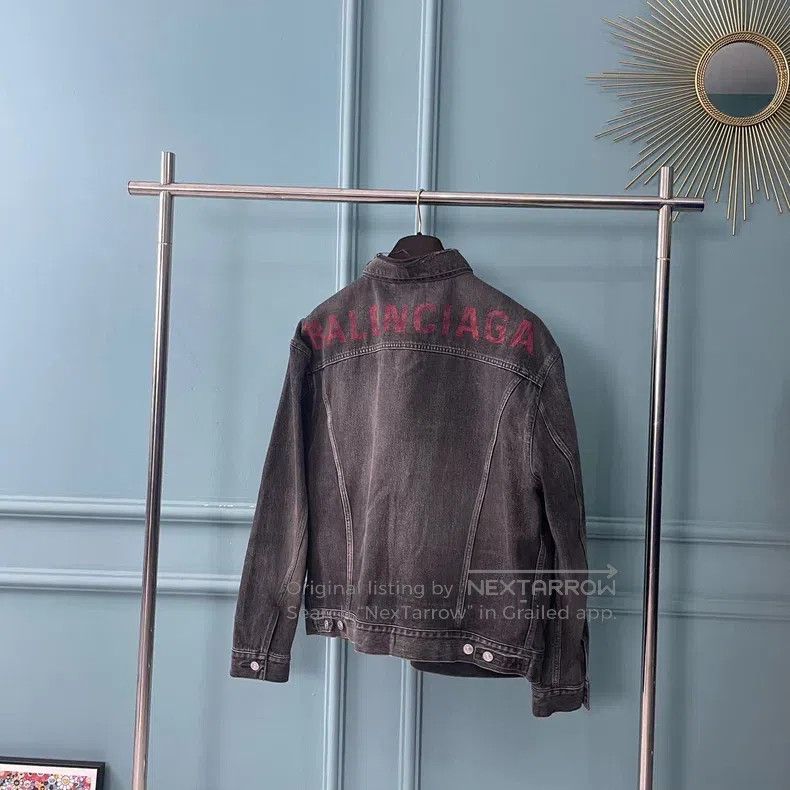 Balenciaga Balenciaga Washed old logo denim jacket Size XS / US 0-2 / IT 36-38 - 2 Thumbnail