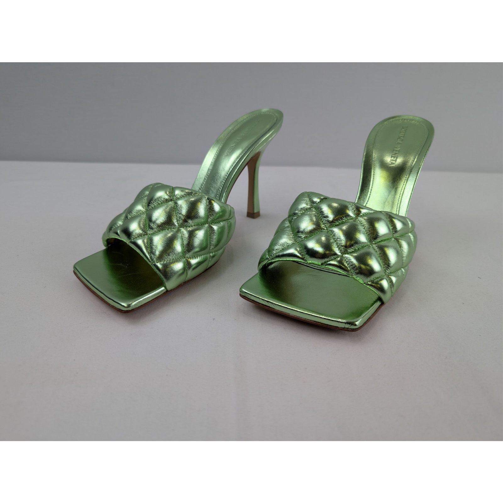 Bottega Veneta o1rshd1 Reflection Matelasse Padded Sandal in Pistachio Size US 9.5 / IT 39.5 - 7 Thumbnail