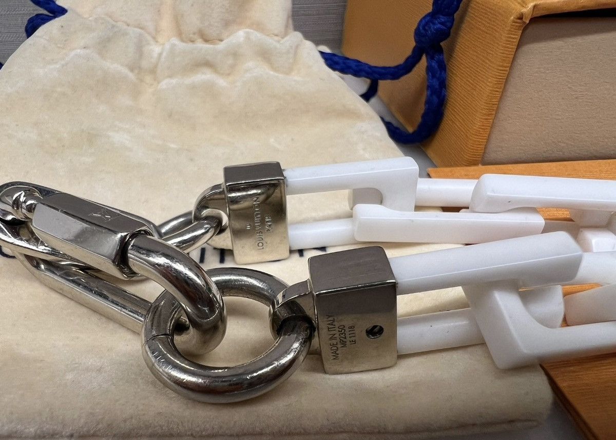 Louis Vuitton Louis Vuitton White Ceramic Chain Necklace By Virgil Abloh Size ONE SIZE - 3 Thumbnail