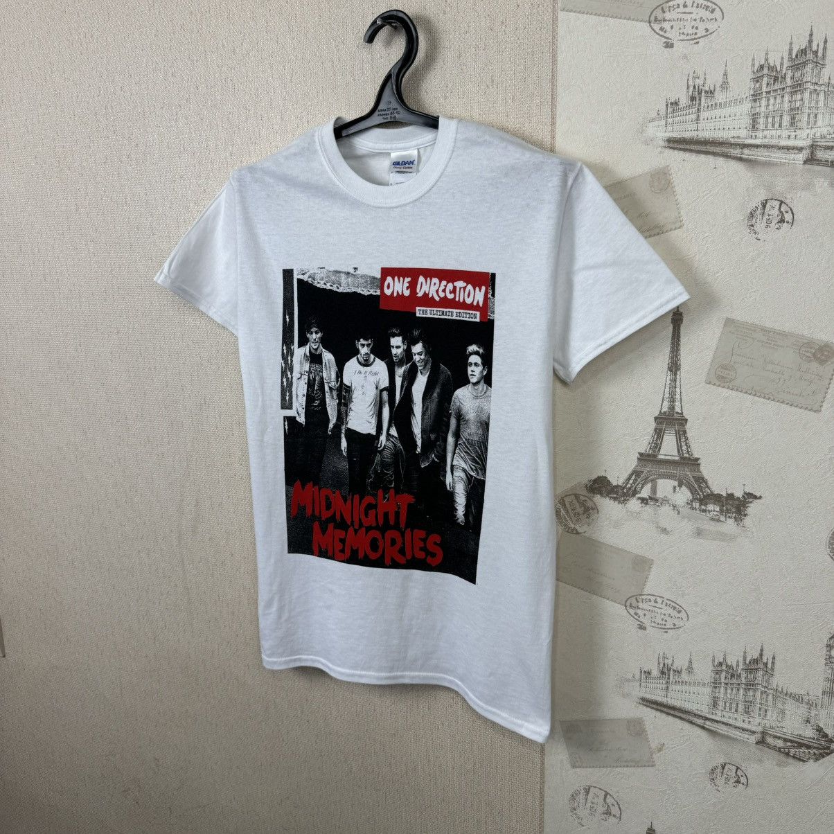 Other One Direction T shirt Midnight Memories Rock sz S White Size US XL / EU 56 / 4 - 4 Thumbnail