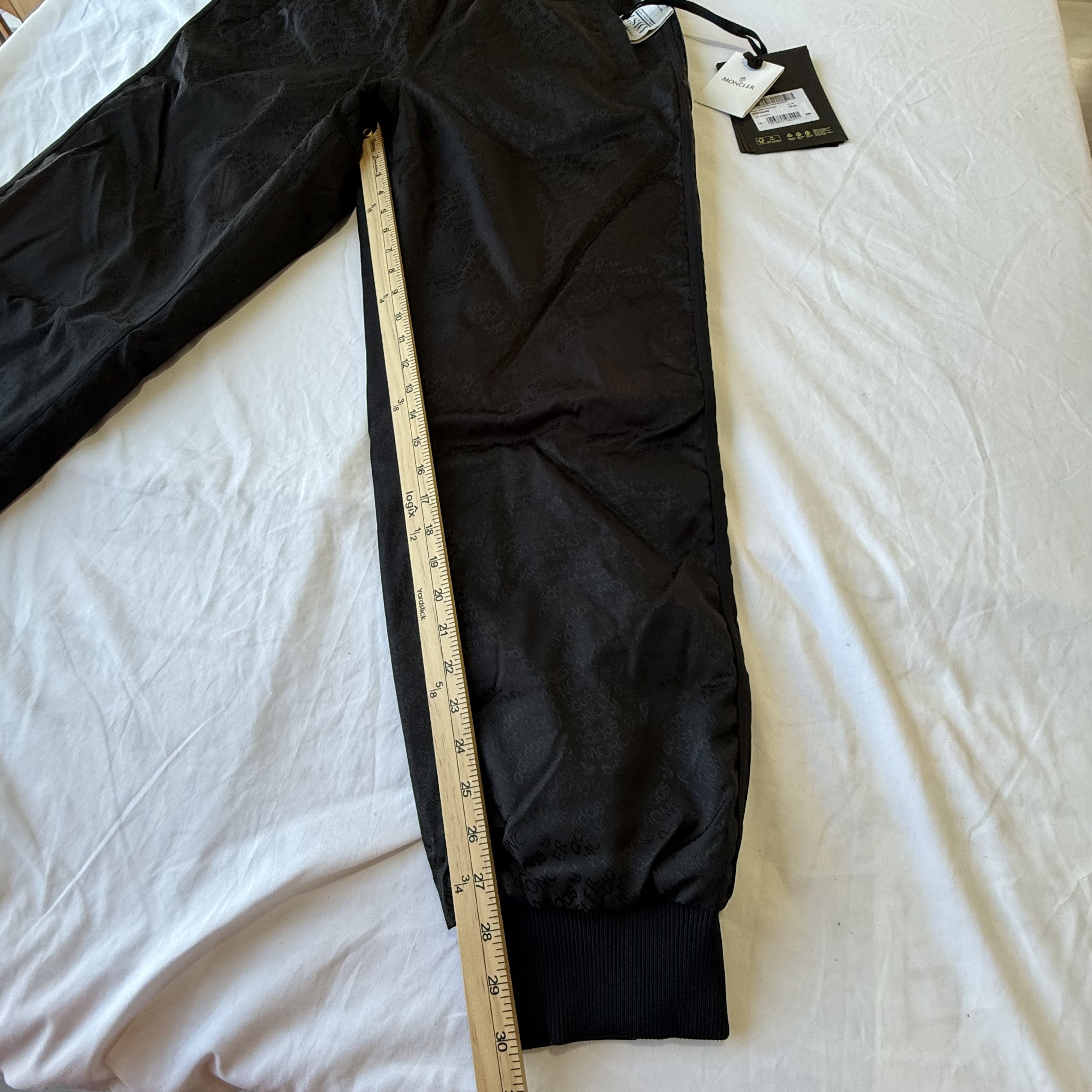 Adidas × Moncler Moncler x adidas Originals Reversible Sweatpants Size US 40 / EU 56 - 5 Thumbnail