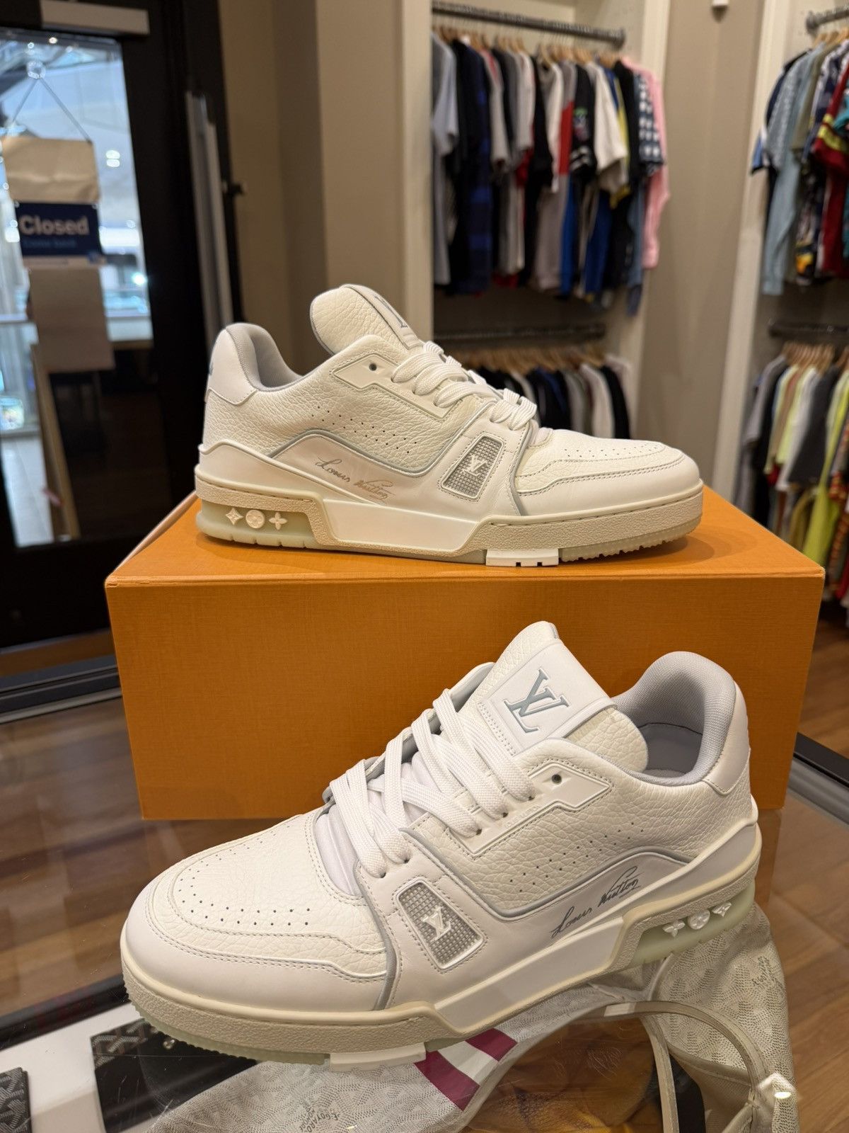 Louis Vuitton Louis Vuitton LV Trainer - White Size US 9 / EU 42 - 4 Thumbnail
