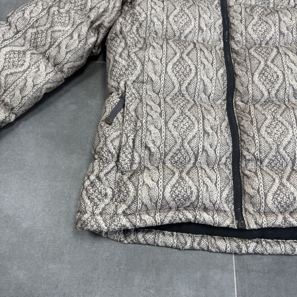 The North Face The North Face TNF 700 Nuptse Women Puffer Down Jacket Y2K Size M / US 6-8 / IT 42-44 - 7 Thumbnail
