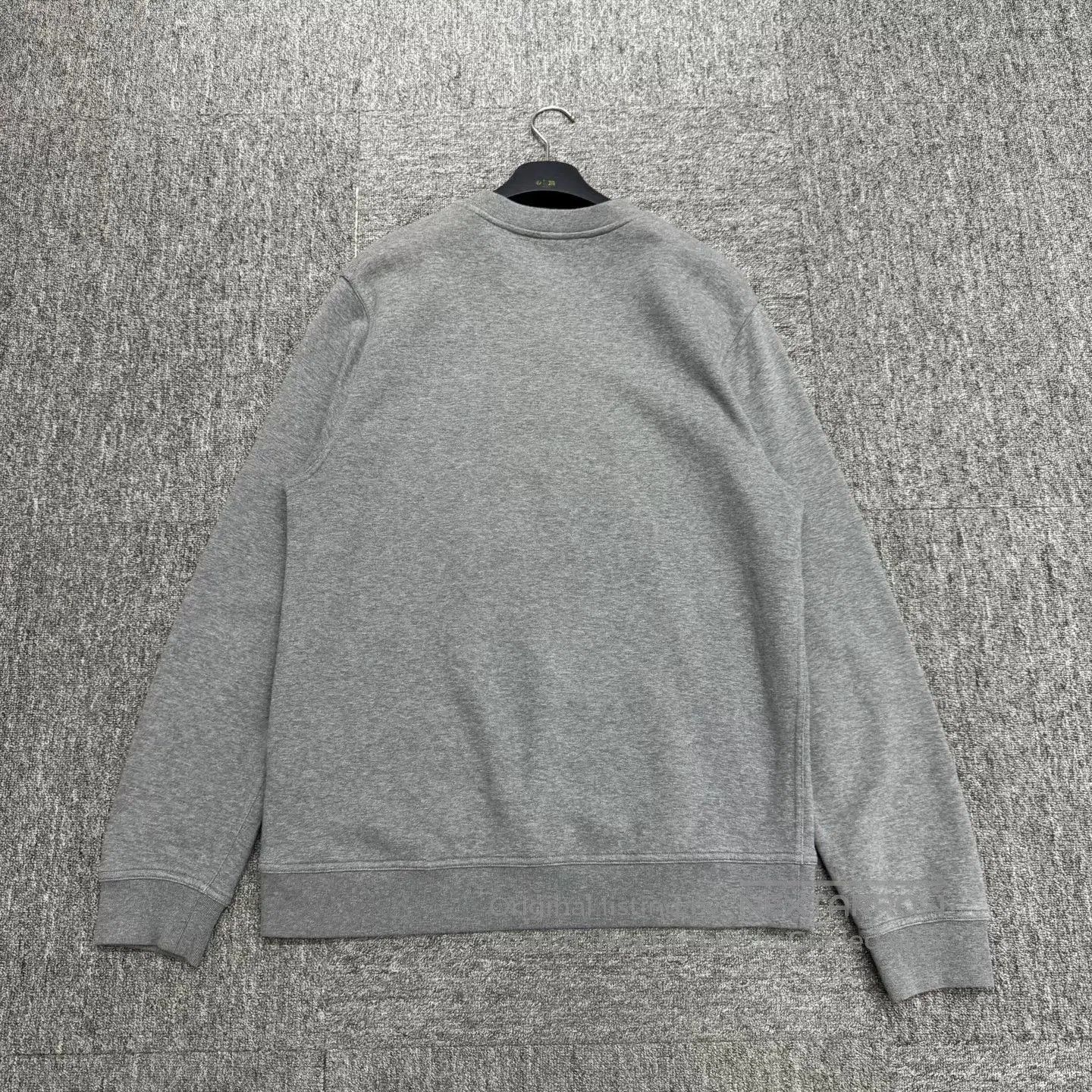 Hermes Hermes Embossed Pattern Sweatshirt. Size US XL / EU 56 / 4 - 6 Thumbnail