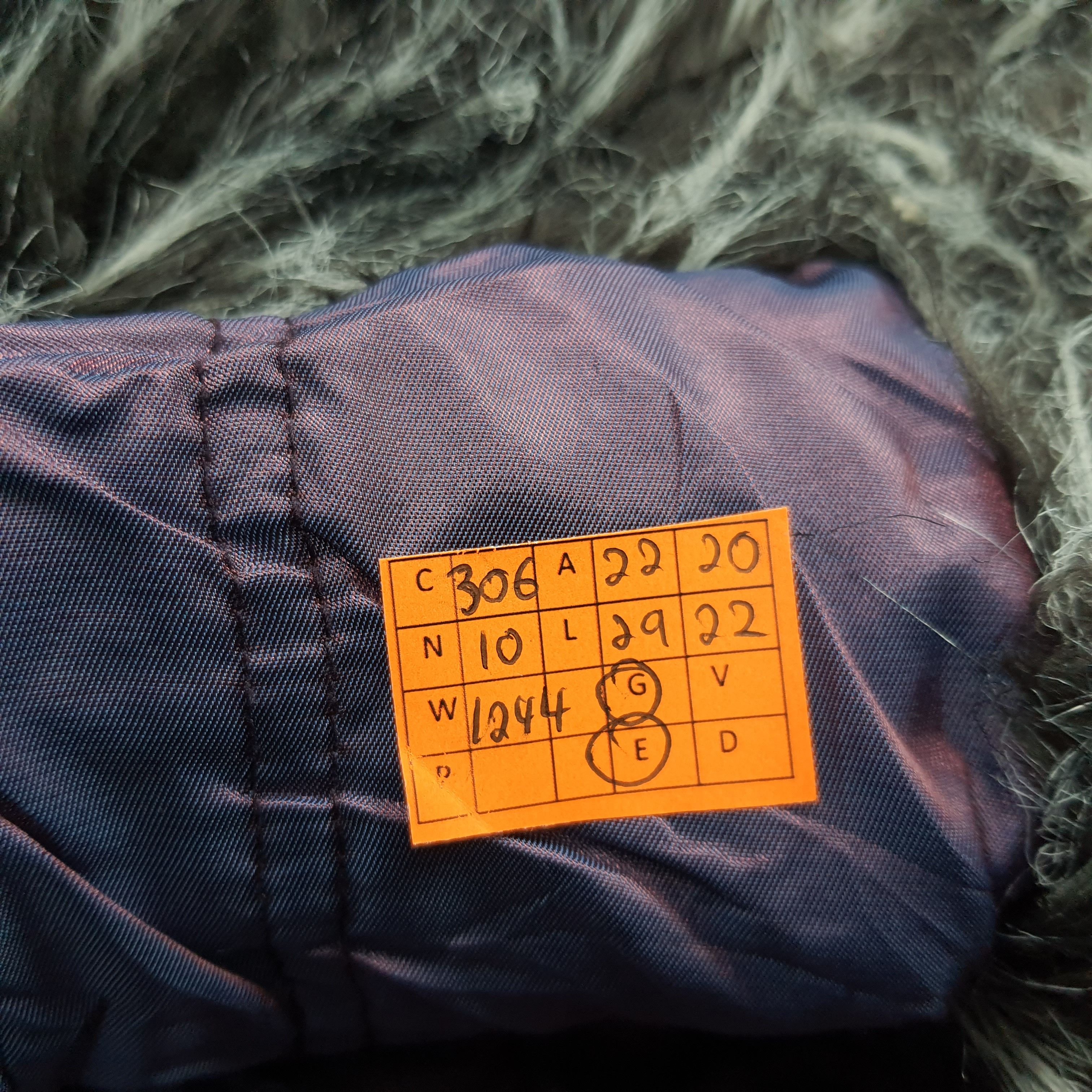 Vintage Vintage Grunge Cyber Fairycore Faux Fur Jacket C306N10 Size US M / EU 48-50 / 2 - 10 Thumbnail