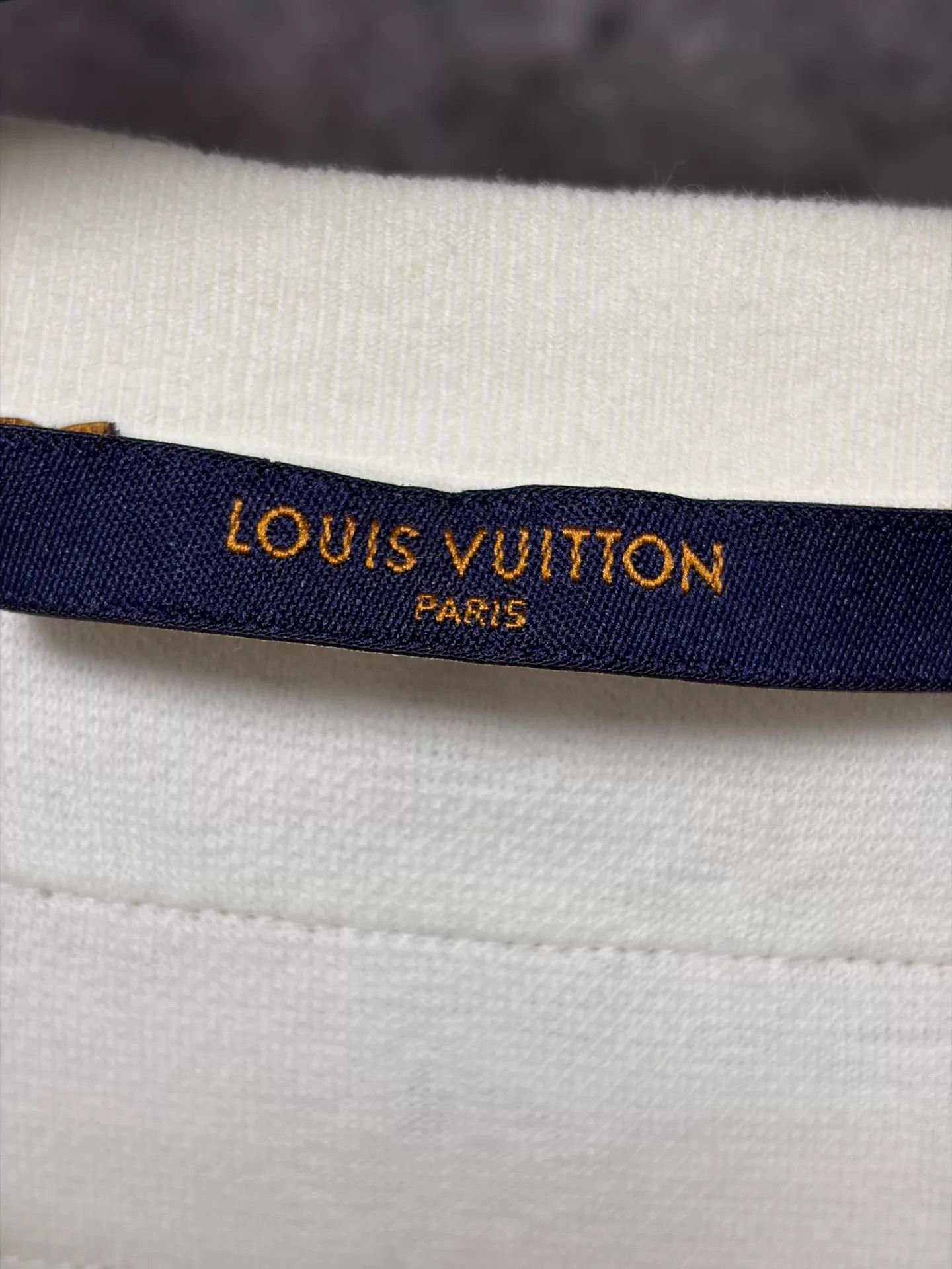 Louis Vuitton LV All Over Print White Monogram Marine Beaded S Tee Size US S / EU 44-46 / 1 - 3 Thumbnail