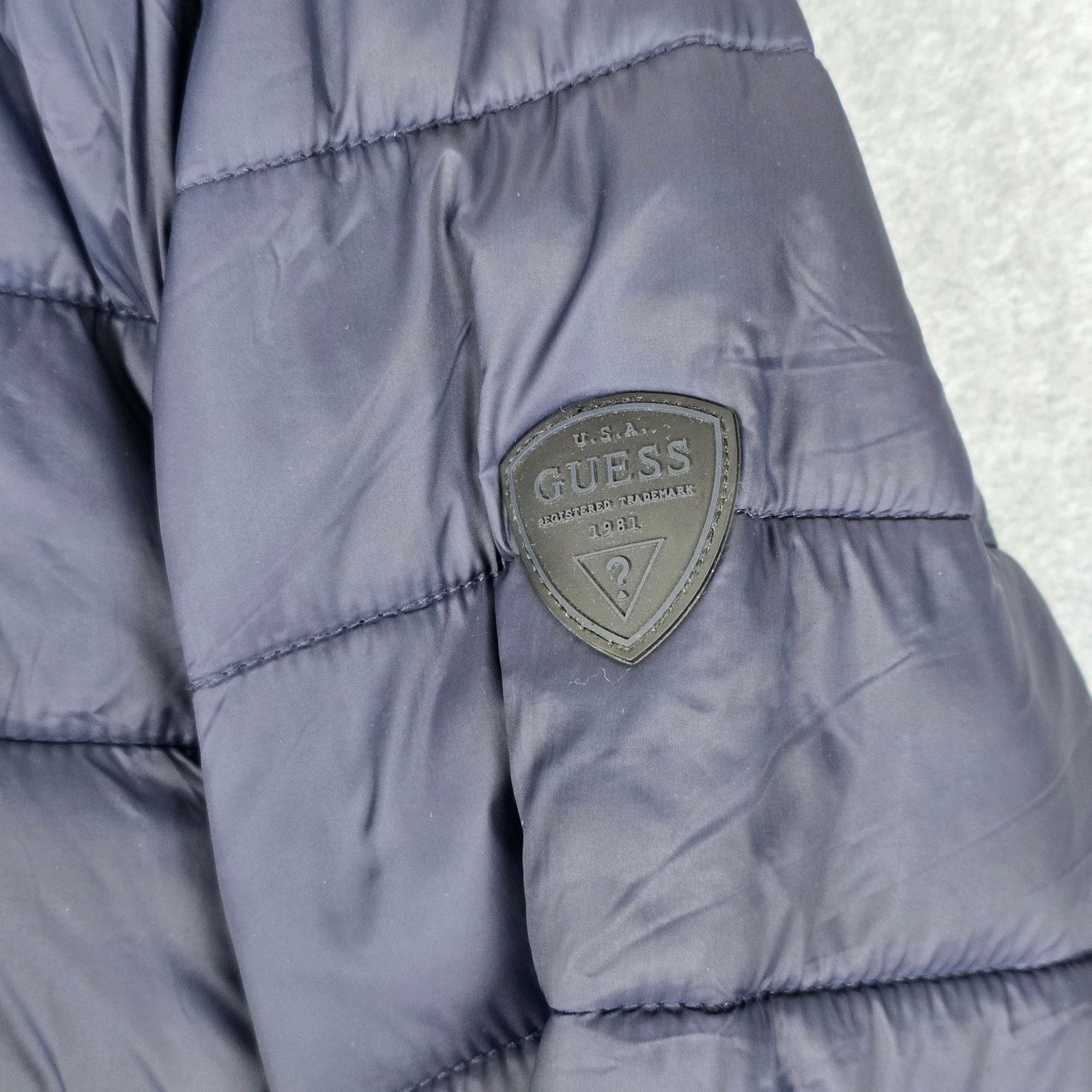 Guess Guess Large Navy Blue Lightweight Puffer Jacket Size US L / EU 52-54 / 3 - 8 Thumbnail