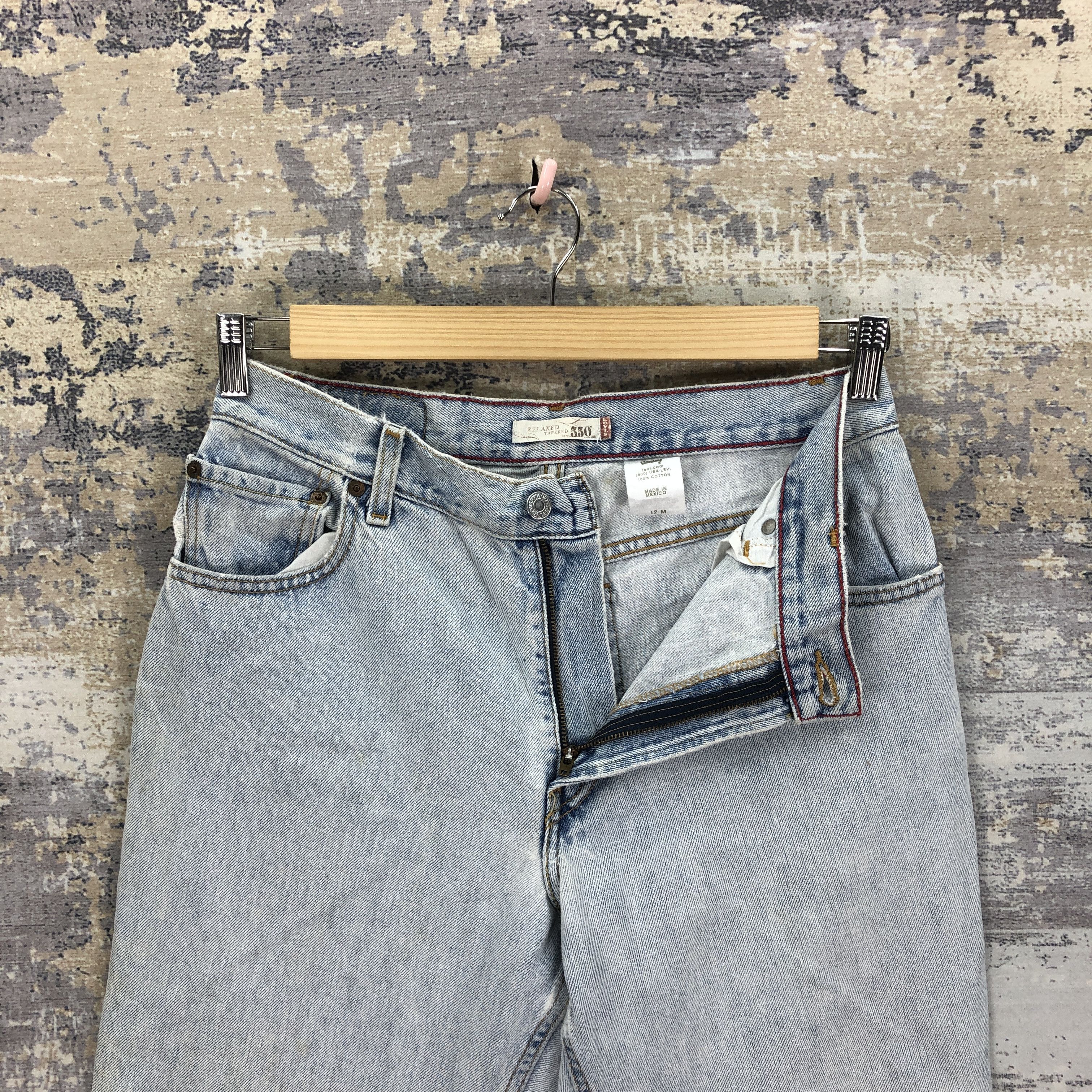 Levi's Vintage Levis 550 Light Wash Jeans Ripped Levi's Faded Denim Size US 30 / EU 46 - 7 Thumbnail