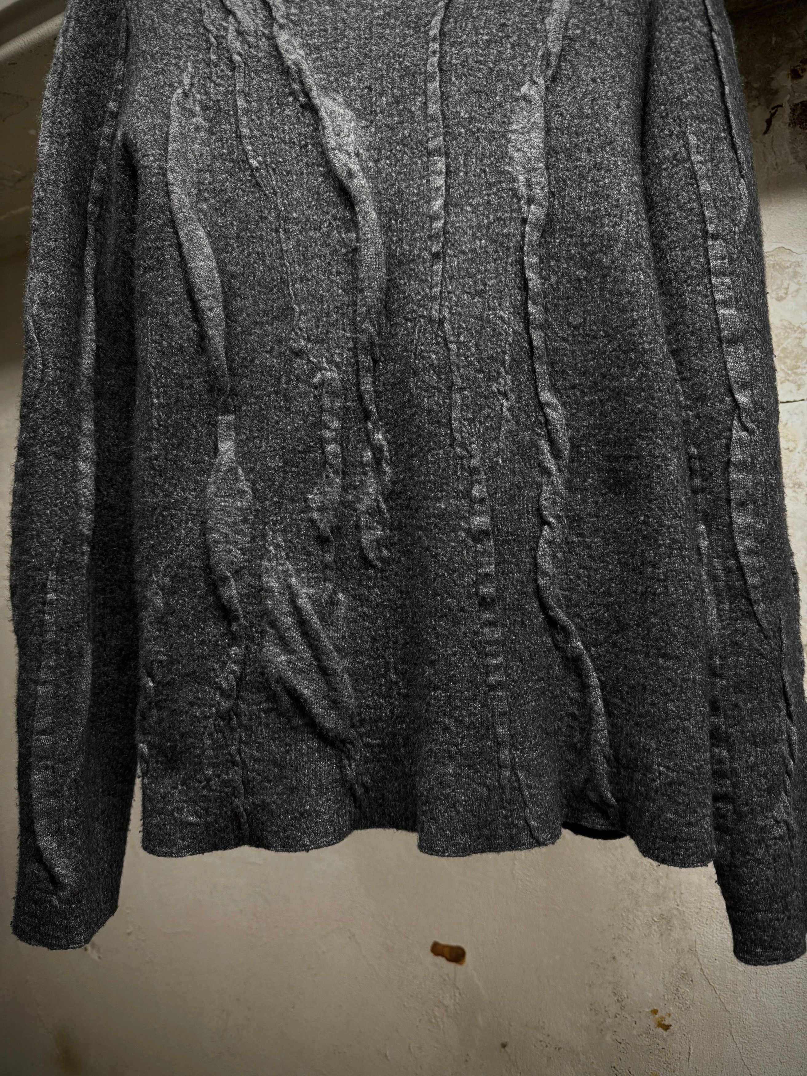 Label Under Construction Label Under Construction Distressed Crewneck Size US S / EU 44-46 / 1 - 4 Thumbnail