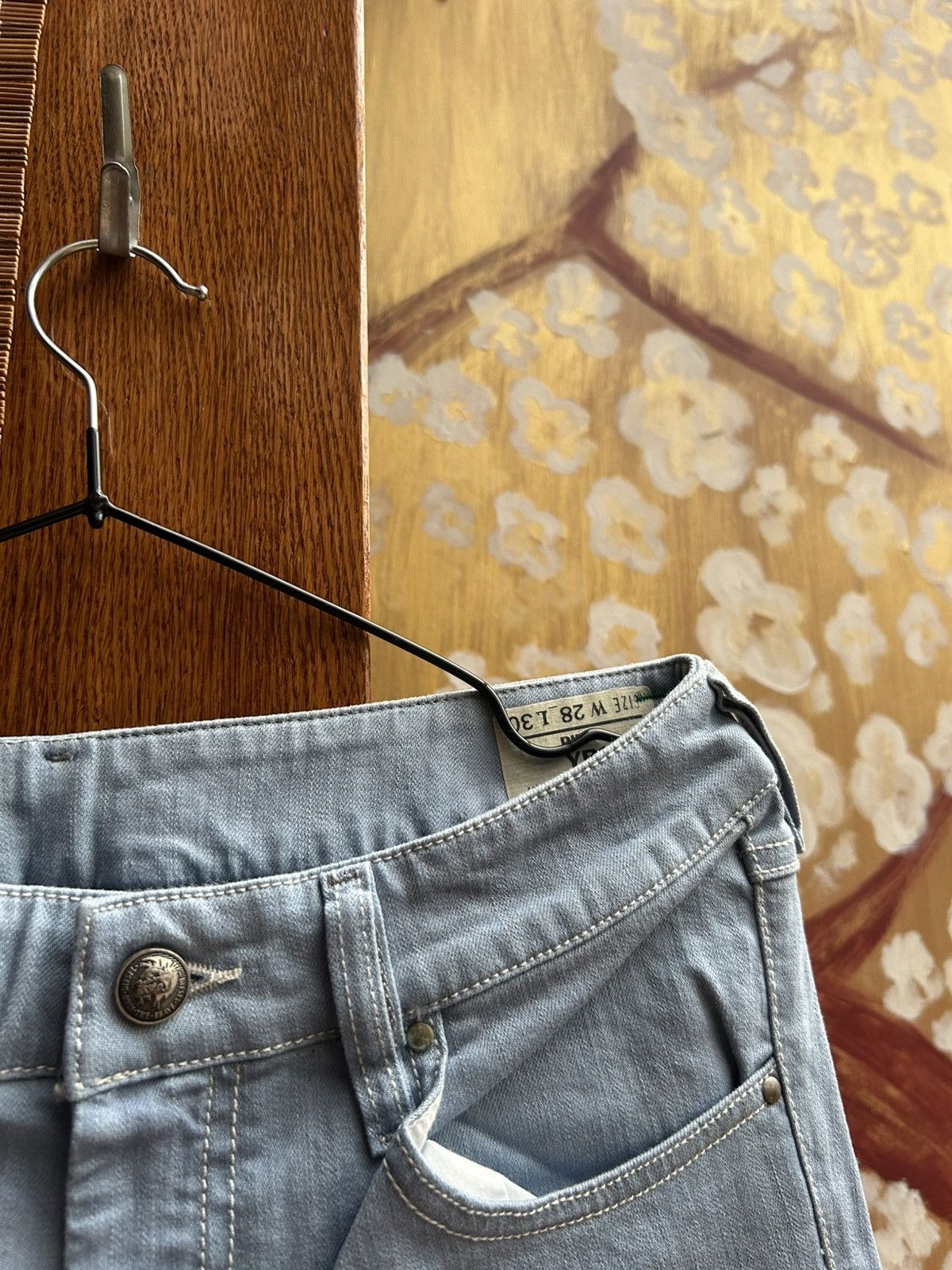 Diesel Vintage Y2K Diesel Blue Denim Knee Length Shorts Size 28 Size 28" / US 6 / IT 42 - 5 Thumbnail
