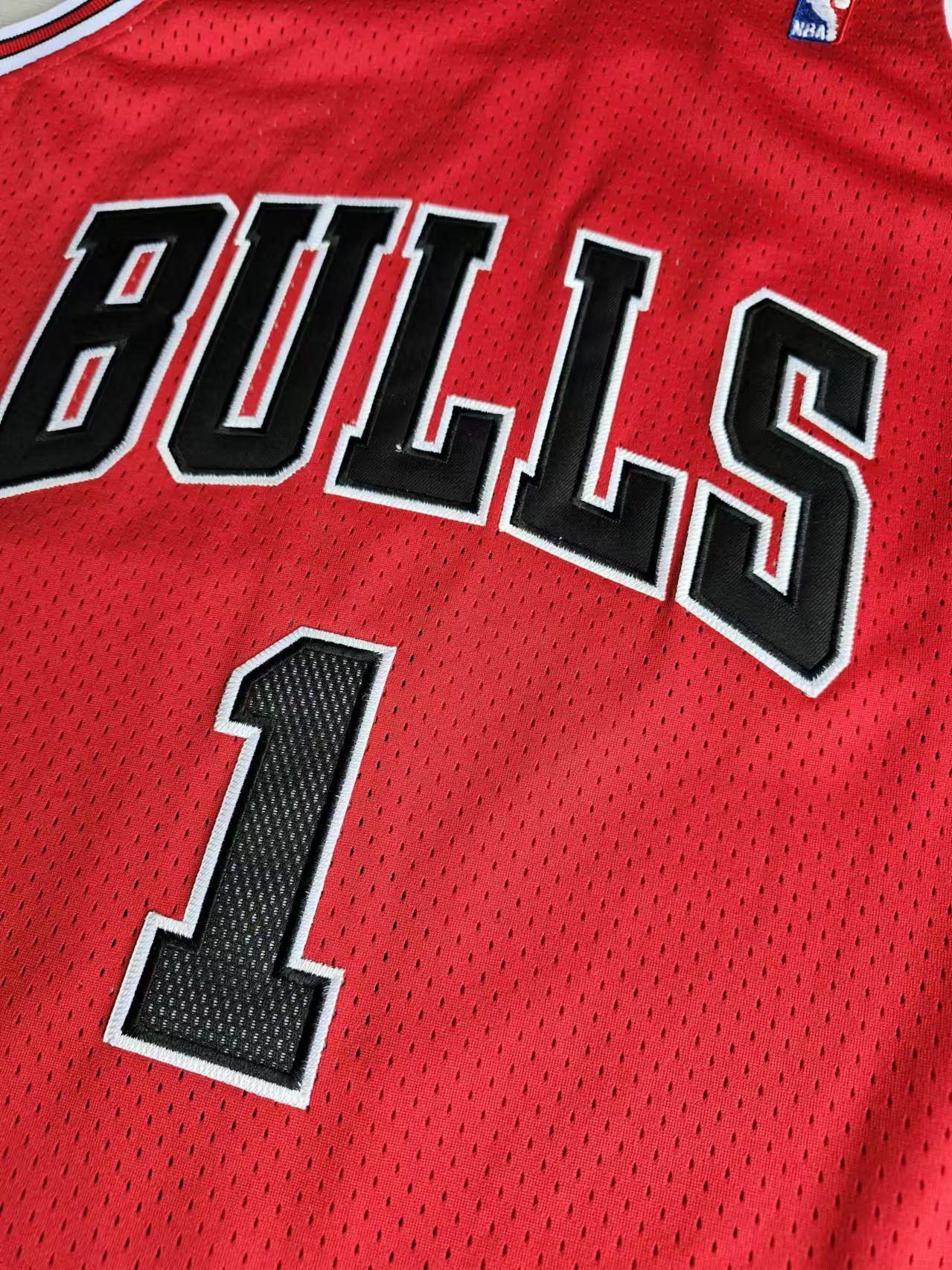 NBA 2008 Chicago Bulls #1 Derrick Rose Jersey Home Size US XL / EU 56 / 4 - 3 Thumbnail
