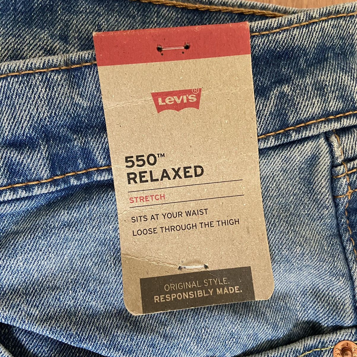 Levi's NWT Levi’s Men’s 550 Relaxed Jeans Size 38x29 Size US 38 / EU 54 - 10 Thumbnail