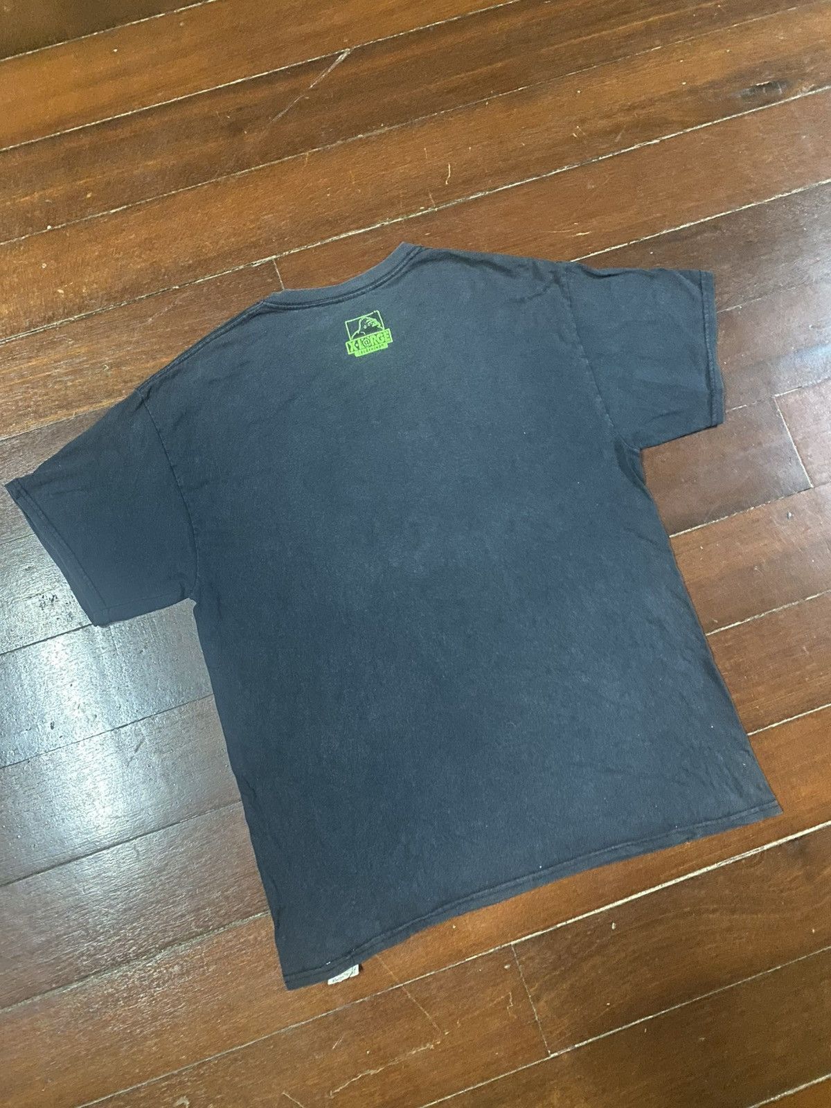 X-LARGE Xlarge iconic gorilla collebration cartoon big logo tshirt Size US L / EU 52-54 / 3 - 6 Thumbnail