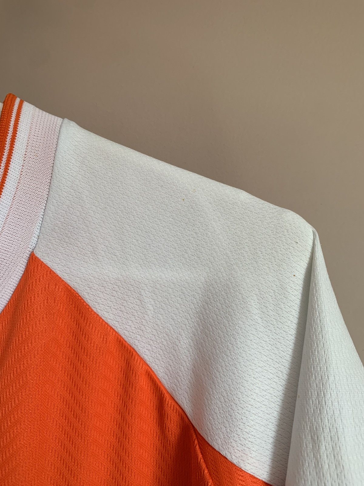 Vintage Blackpool 2001/03 Home Football Vintage Shirt TFG Sports L Size US L / EU 52-54 / 3 - 7 Thumbnail