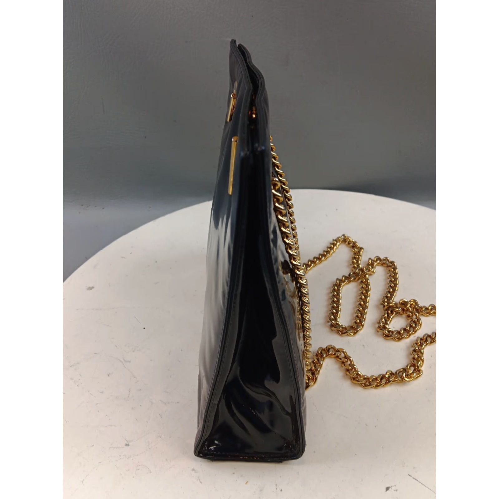 Neiman Marcus VINTAGE Neiman Marcus Purse Crossbody Bag Black Patent Leather Chain Strap EUC Size ONE SIZE - 7 Thumbnail