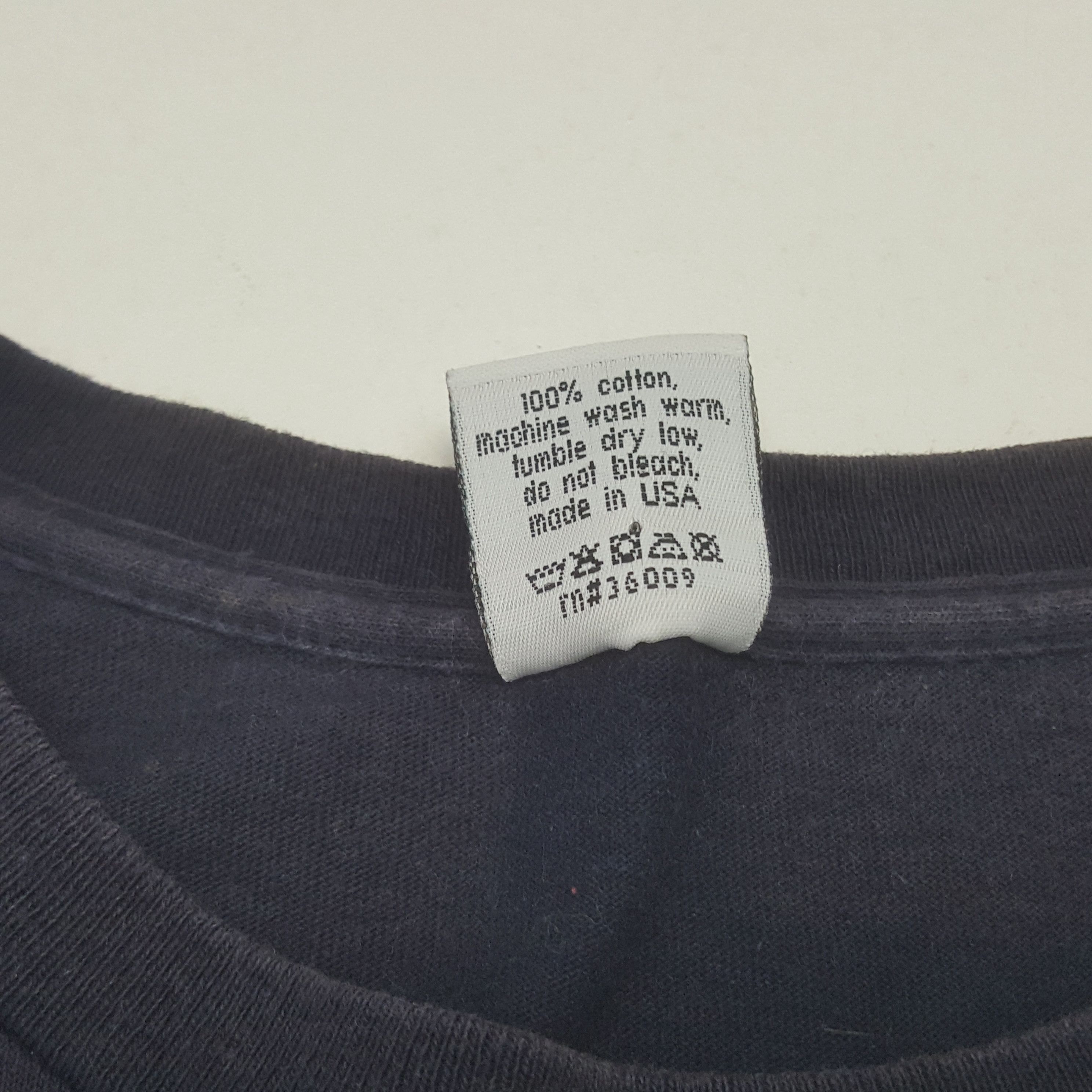 Calvin Klein Vintage CK Calvin Klein Jeans Tshirt Size US XL / EU 56 / 4 - 6 Thumbnail