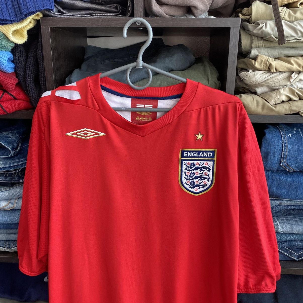 Umbro Vintage Umbro England National 2006 Red soccer jersey Size US XXL / EU 58 / 5 - 2 Thumbnail