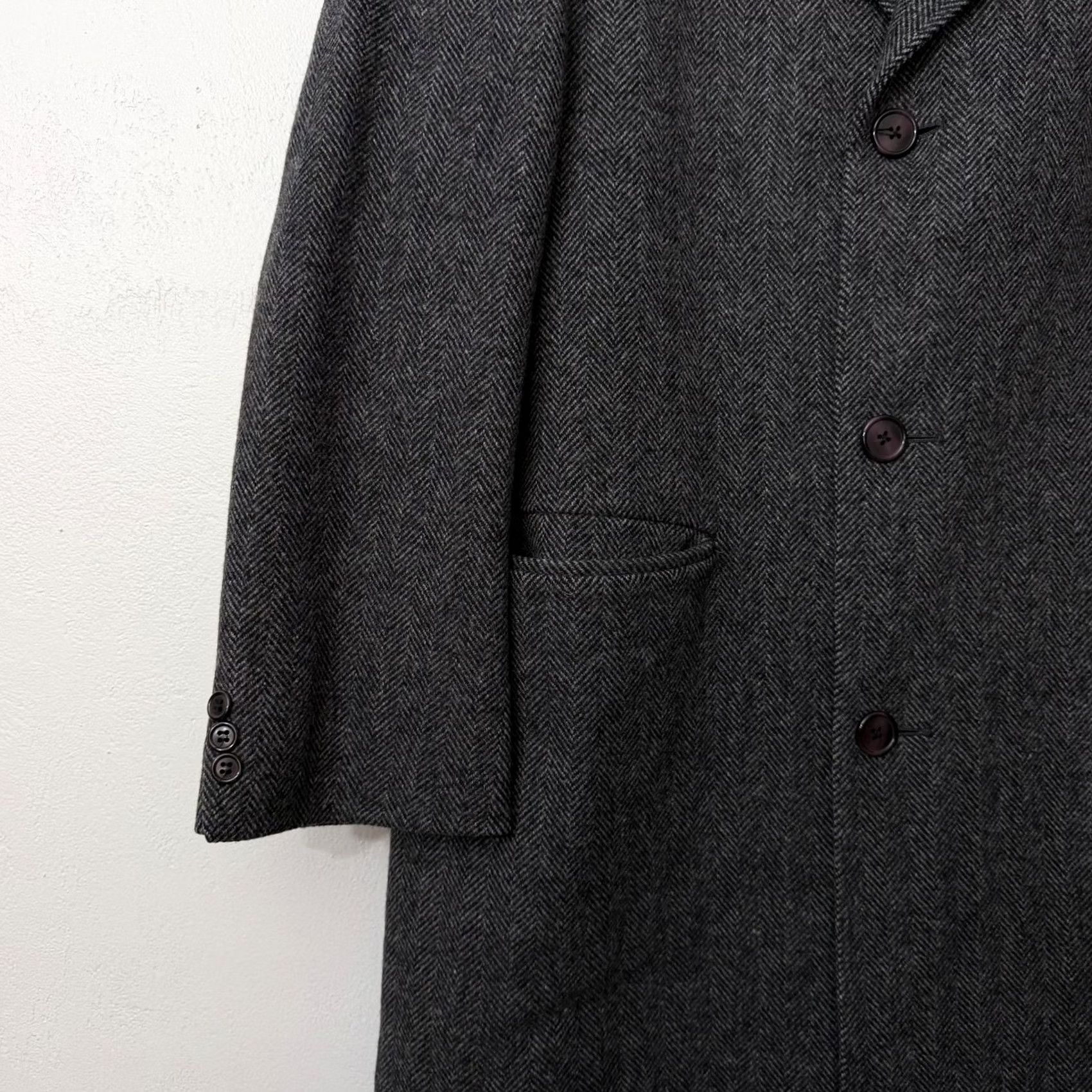 Vintage VINTAGE Barneys New York Overcoat Mens 46 Gray Wool Herringbone Tweed Long Lined Coat Size US S / EU 44-46 / 1 - 7 Thumbnail