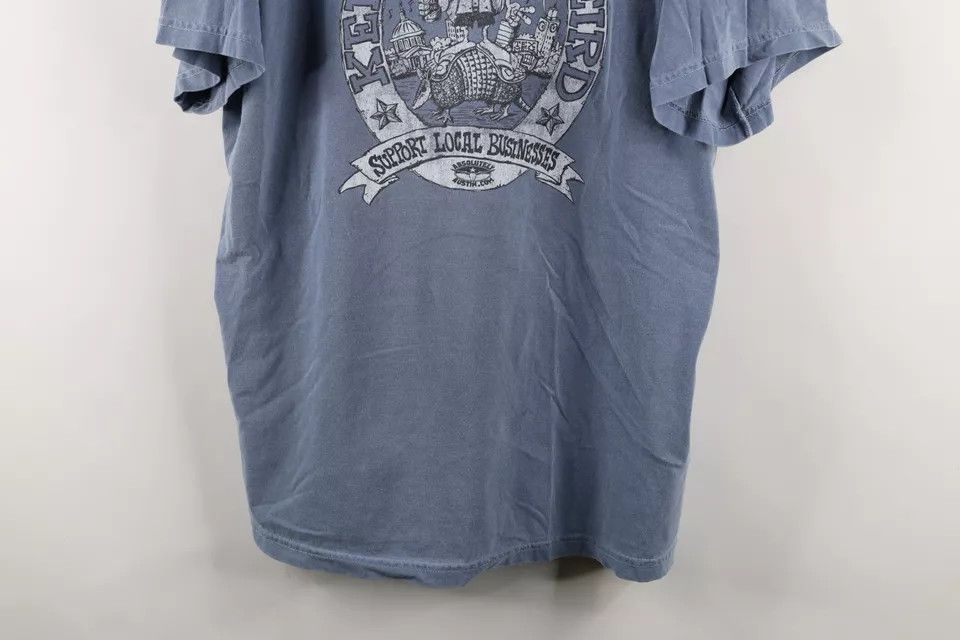 Vintage Vintage 90s Streetwear Stonewash Austin Weird Texas T-Shirt Size US XL / EU 56 / 4 - 3 Thumbnail