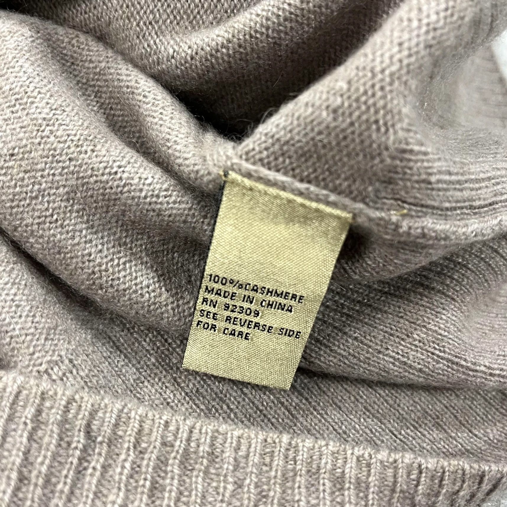 Vintage Diane Gilman DG2 Sweater Womens Large Brown 100% Cashmere V-Neck Long Sleeve Knit Pullover Casual Workwear Size L / US 10 / IT 46 - 4 Thumbnail