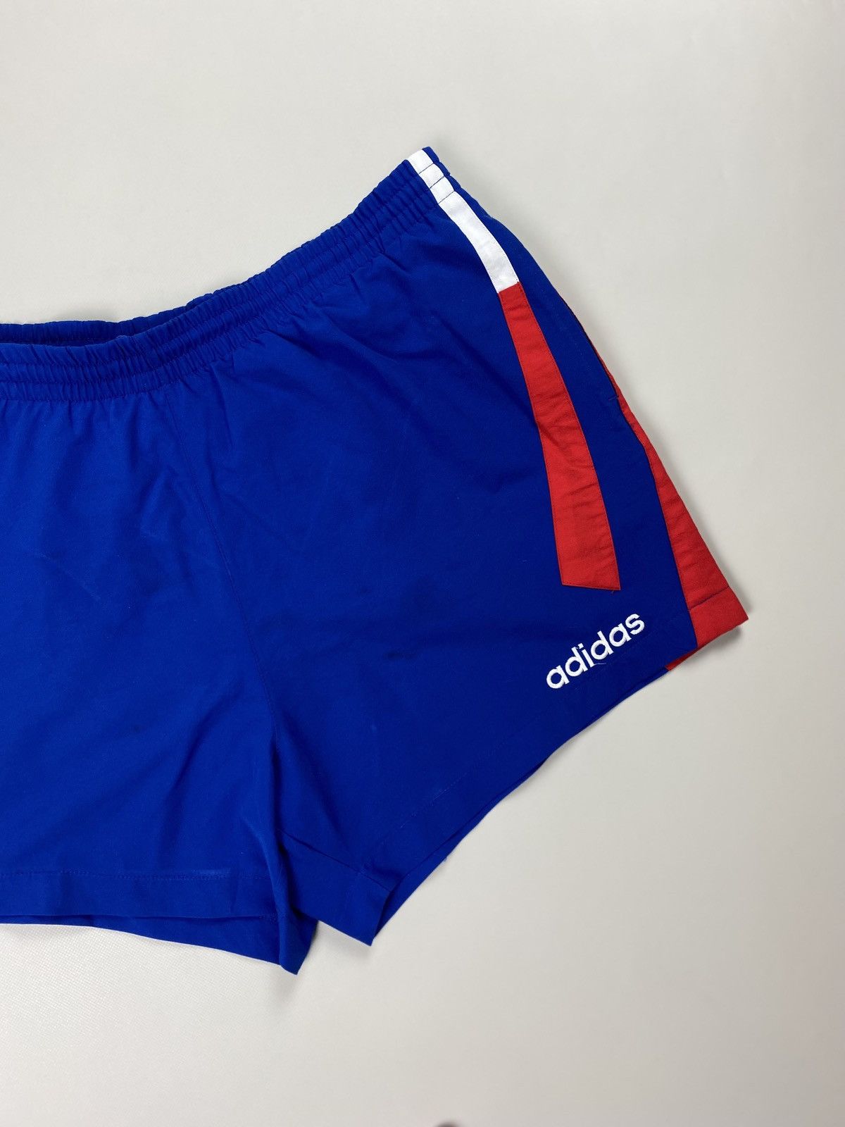 Vintage Adidas vintage men’s shorts size L Size US 34 / EU 50 - 6 Thumbnail