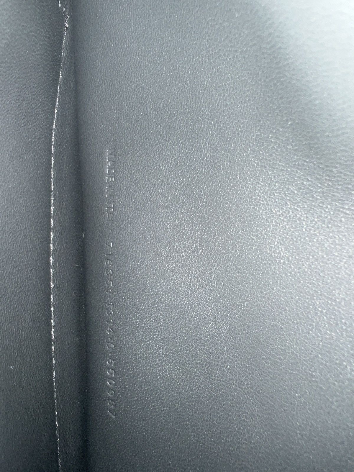 Balenciaga Balenciaga Crush Logo Plaque Chain Shoulder Bag Size ONE SIZE - 4 Thumbnail