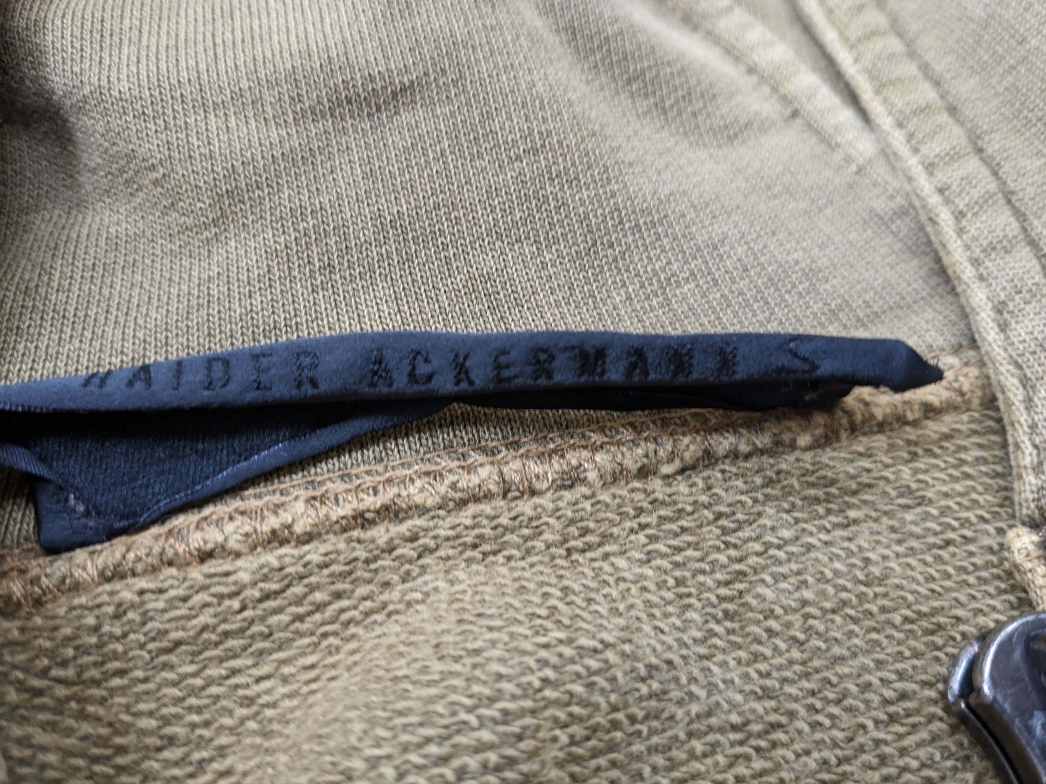 Haider Ackermann Haider Ackermann Hoodie Olive Green Small Perth Zip Up Size US S / EU 44-46 / 1 - 8 Thumbnail