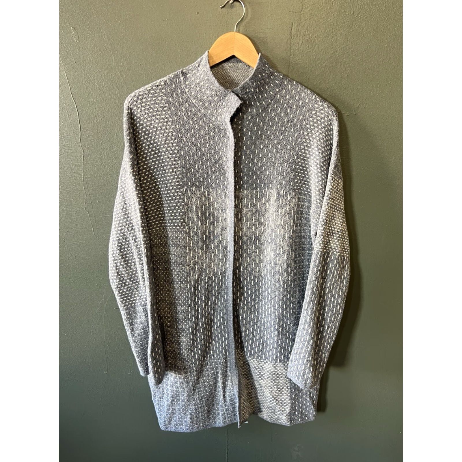 J. Jill J. Jill Cardigan Sweatshirt Blue Knit Button Womens Size M | Coat? No, Cardigan. Size M / US 6-8 / IT 42-44 - 2 Thumbnail