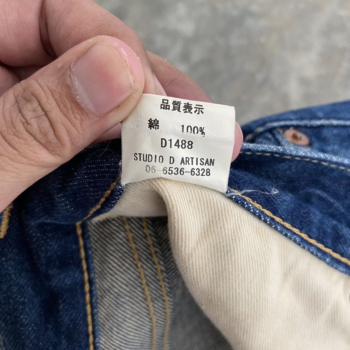 Studio D'Artisan Vintage Studio D’Artisan Art Hand Painted Denim Shorts Jorts Size US 31 - 15 Thumbnail