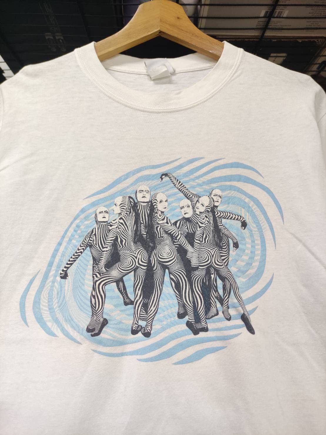 Vintage Vtg 90's O Ciruqe de Soleil Bellagio Promo T-Shirt Size US S / EU 44-46 / 1 - 1 Thumbnail