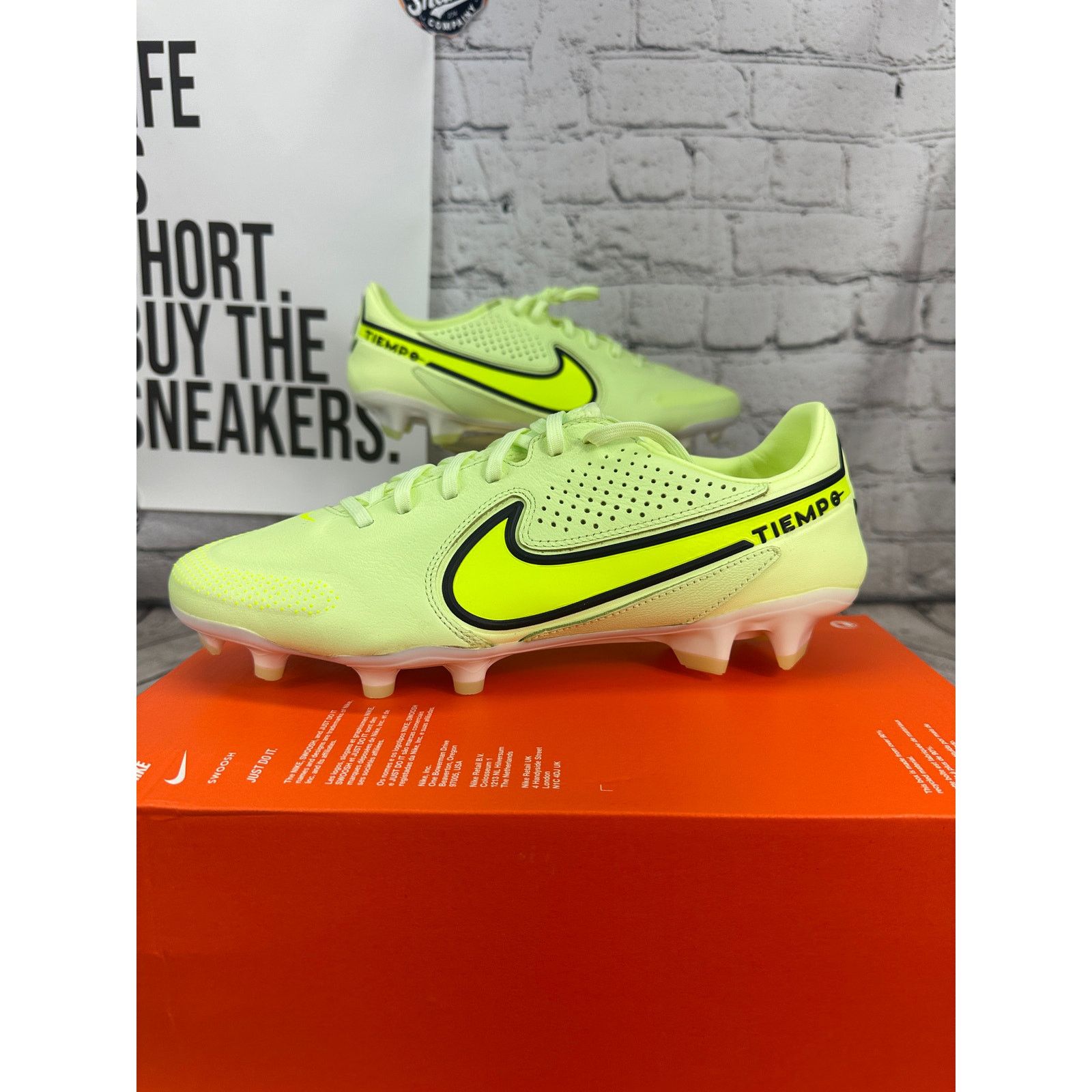 Nike Nike Tiempo Legend 9 Pro FG Soccer Shoes Womens 5.5 Volt Size US 5.5 / IT 35.5 - 1 Thumbnail