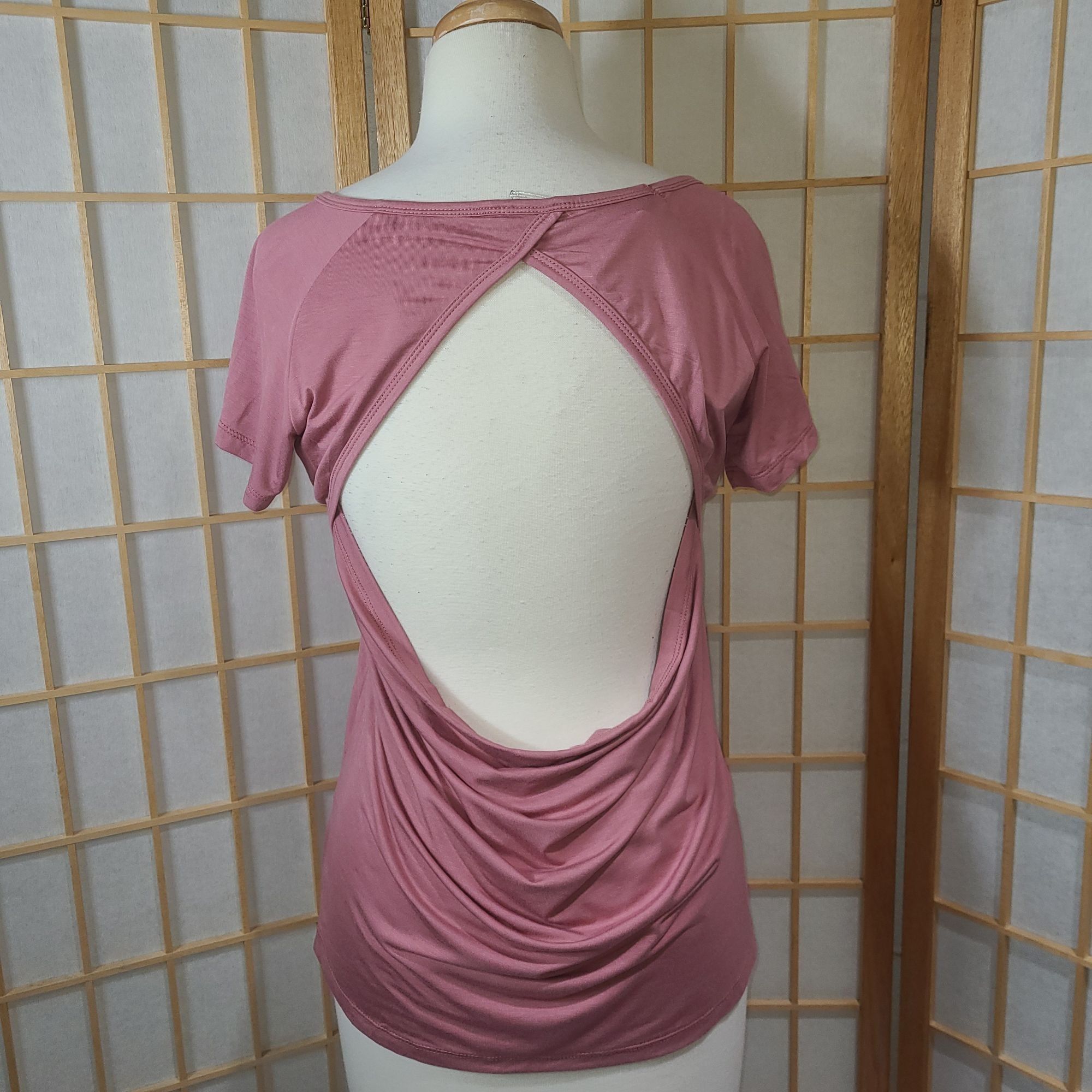 Other NWT The Free Yoga Sm Open Back Top Size S / US 4 / IT 40 - 15 Thumbnail