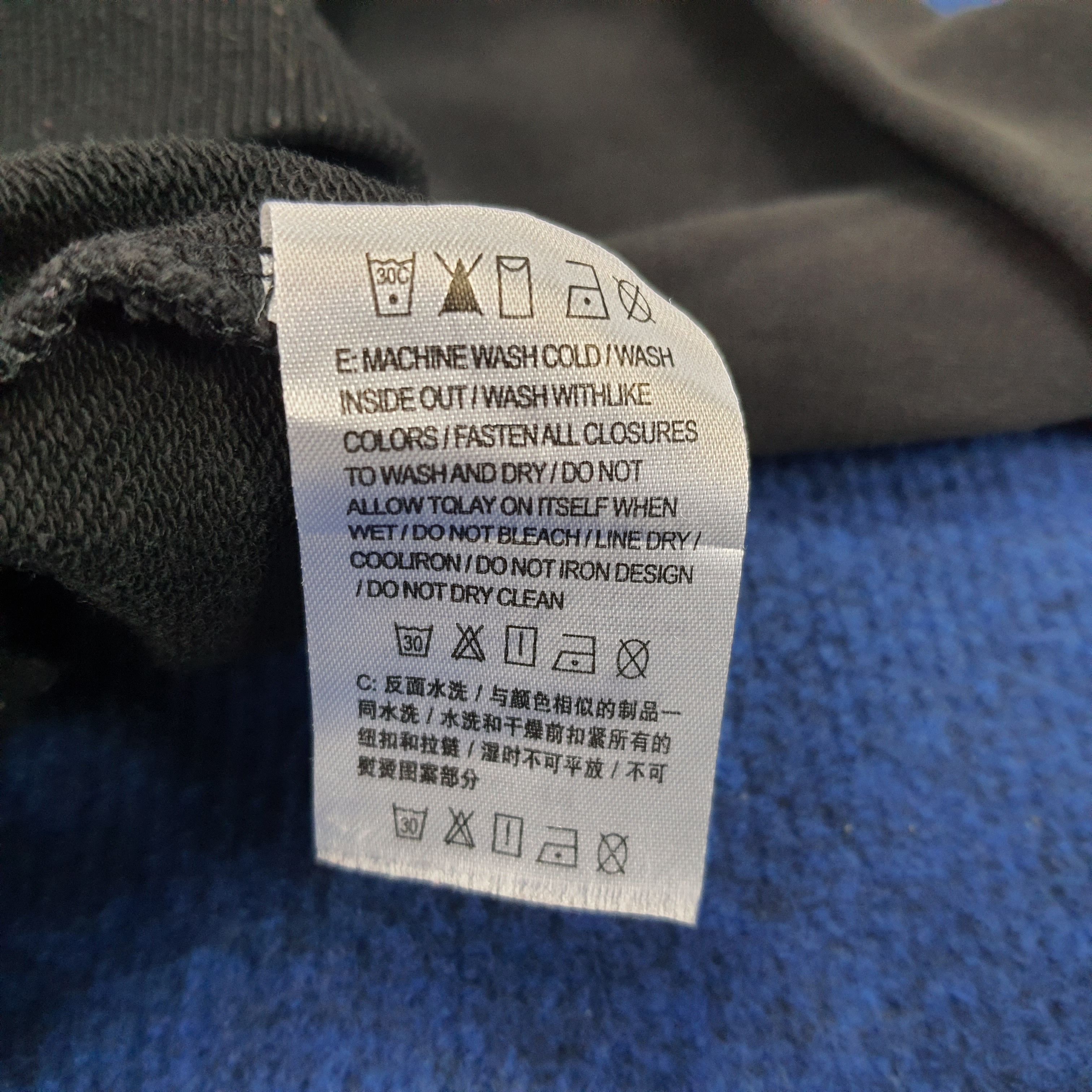 Burberry × Vintage Vintage Burberry London Paris New York Embroidery Sweatshirt Size US S / EU 44-46 / 1 - 6 Thumbnail