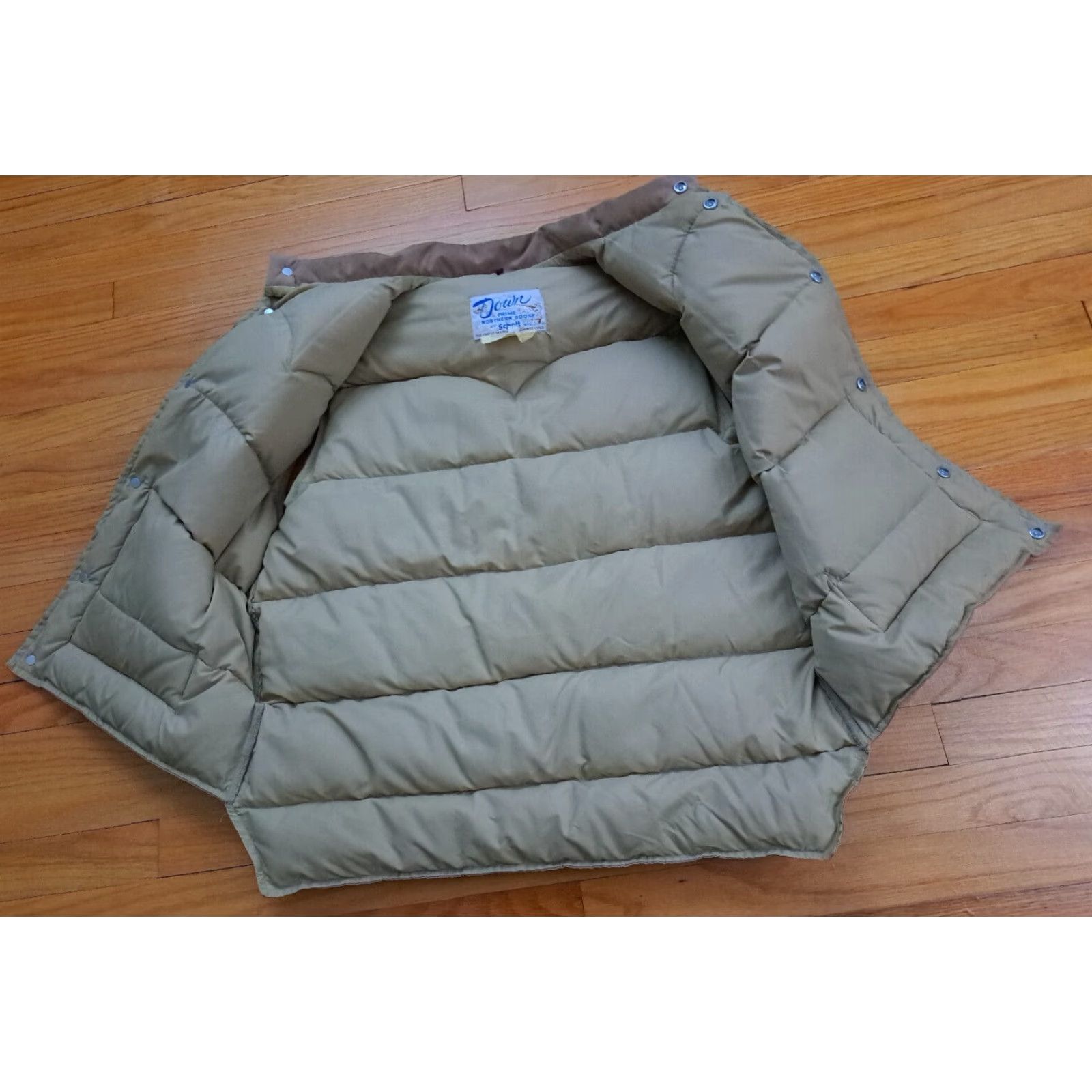 Schott VINTAGE SCHOTT Goose Down Shott X-Large Outdoor Vest Button Tan Brown Puffer Vest Unisex Adults Mens Womens Size US XL / EU 56 / 4 - 5 Thumbnail