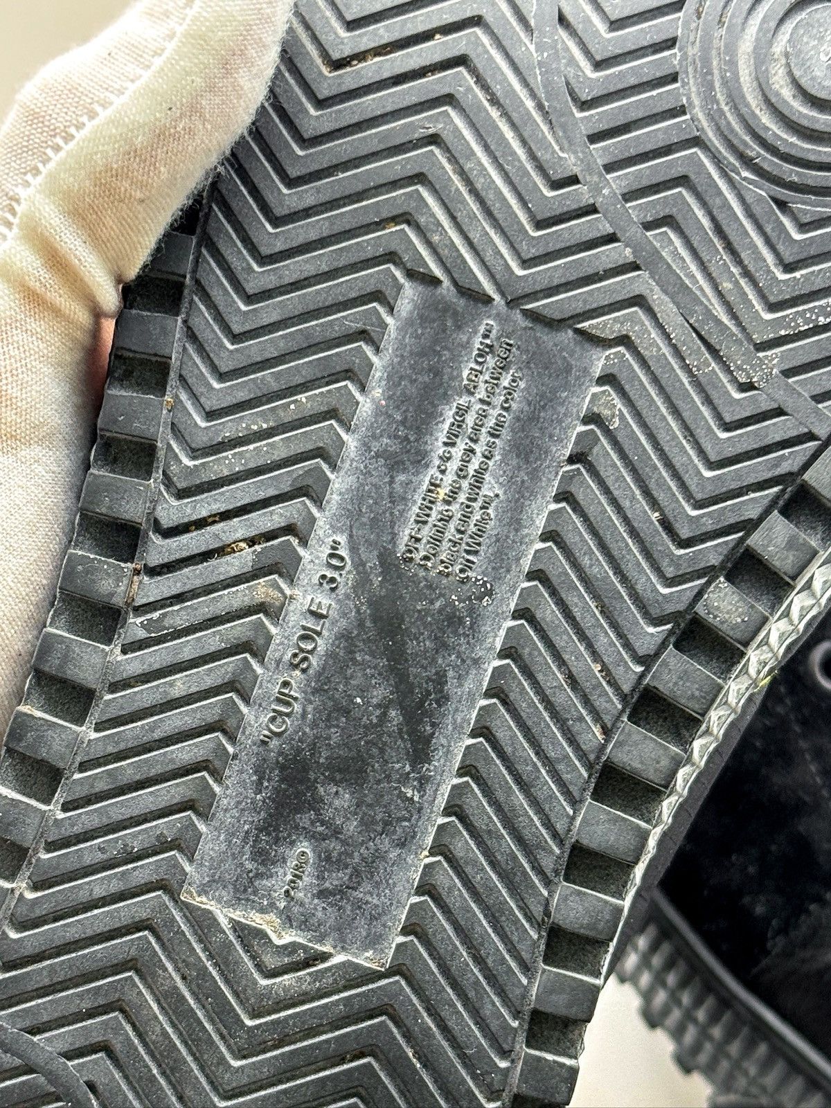 Off-White Off-White Industrial Belt High-Top Sneakers Black 2013 Size US 10 / EU 43 - 15 Thumbnail