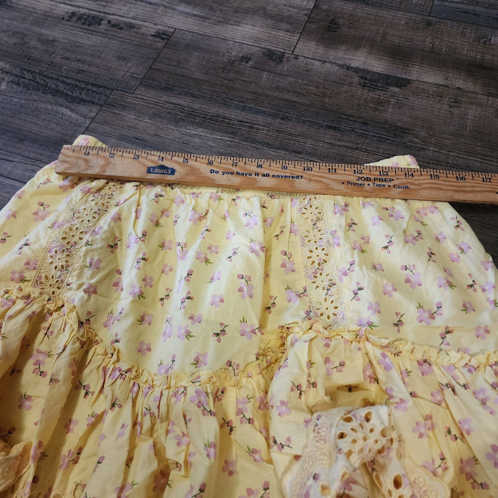 Aeropostale Aeropostale Yellow skirt with pink floral Size L flowy 2510 Size 28" / US 6 / IT 42 - 3 Thumbnail