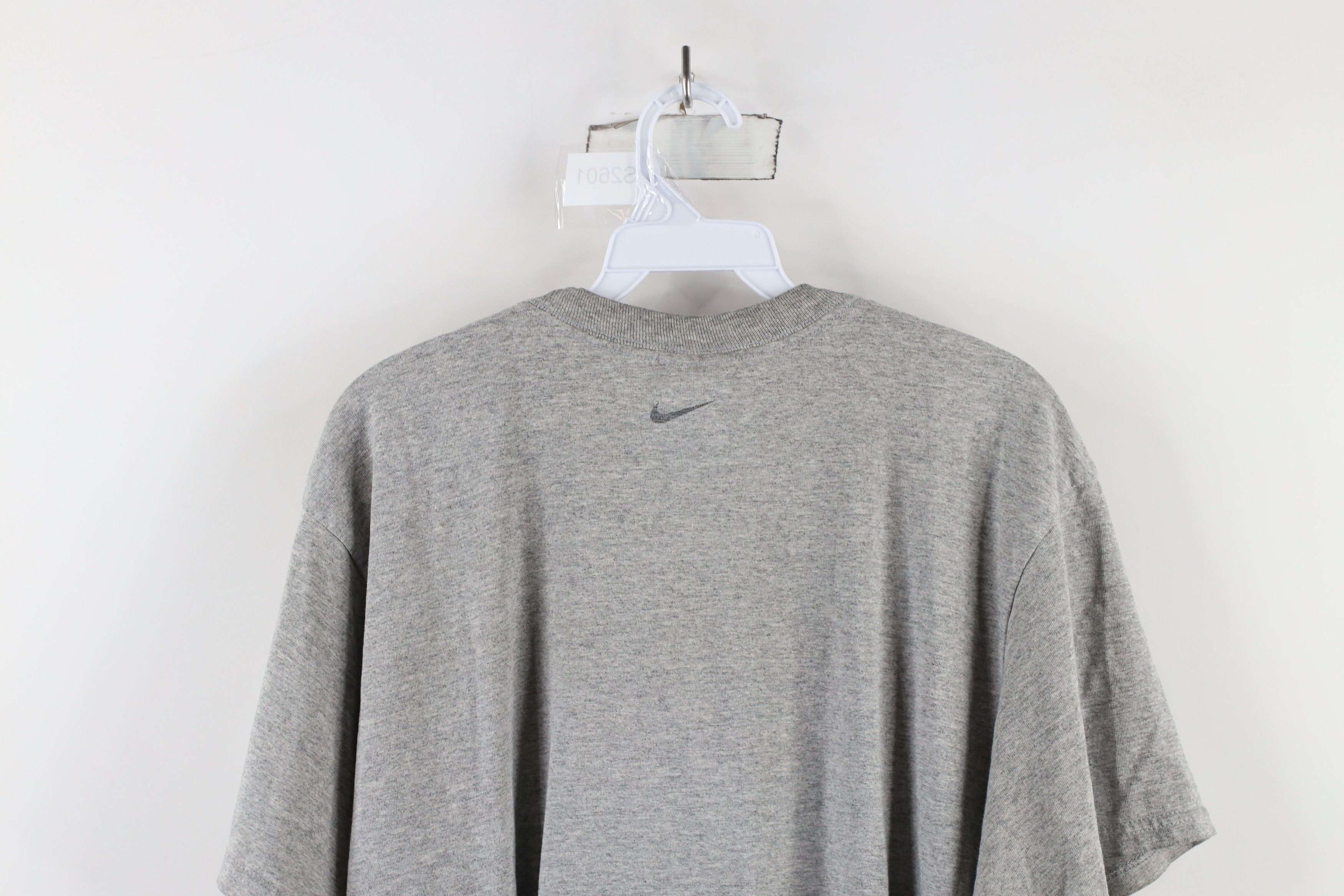Nike × Vintage Vintage Nike George Mason University Basketball T-Shirt Size US L / EU 52-54 / 3 - 13 Thumbnail